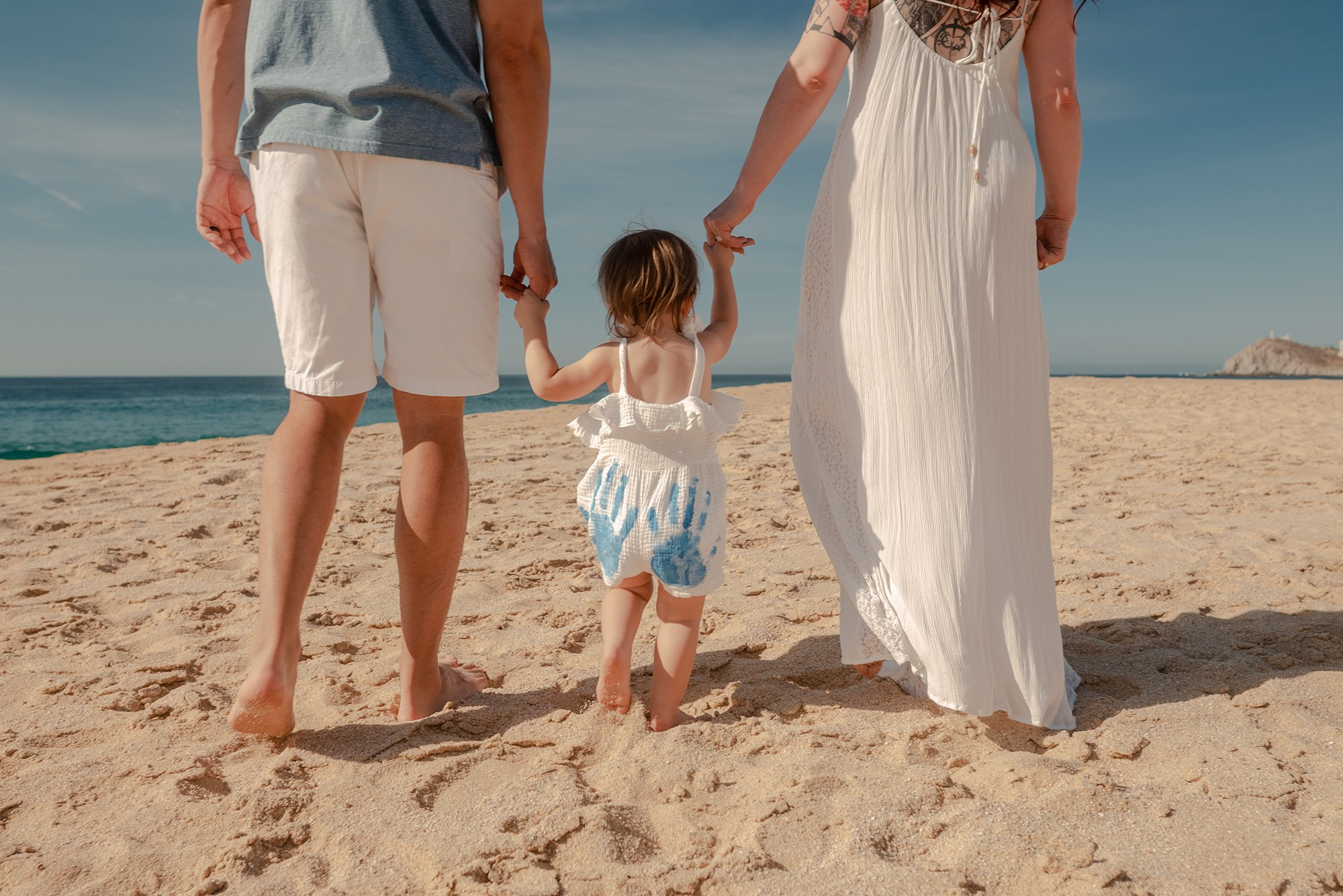 Family Photographer in Los Cabos | Vacation & Beach Sessions – Izrael Reyna