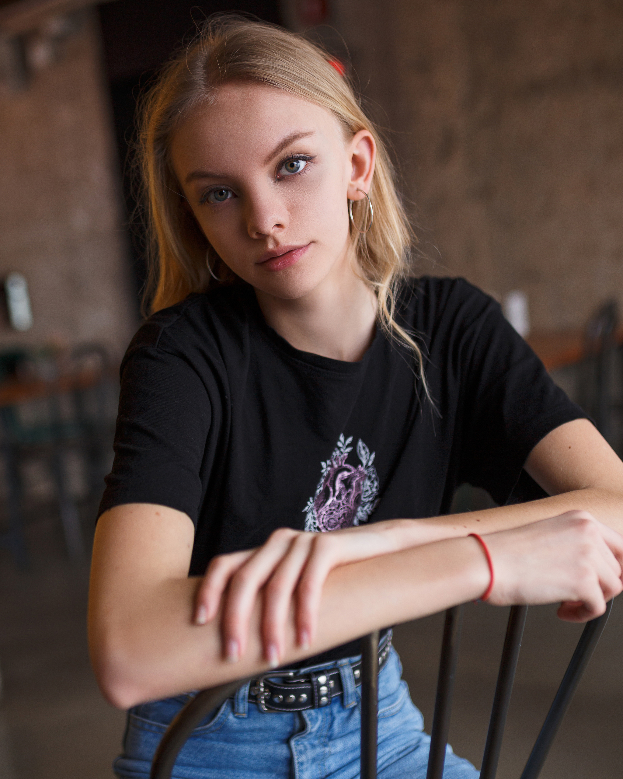 Laura. Garosu-gil Road. Portrait photographer in South Korea Olga Lian