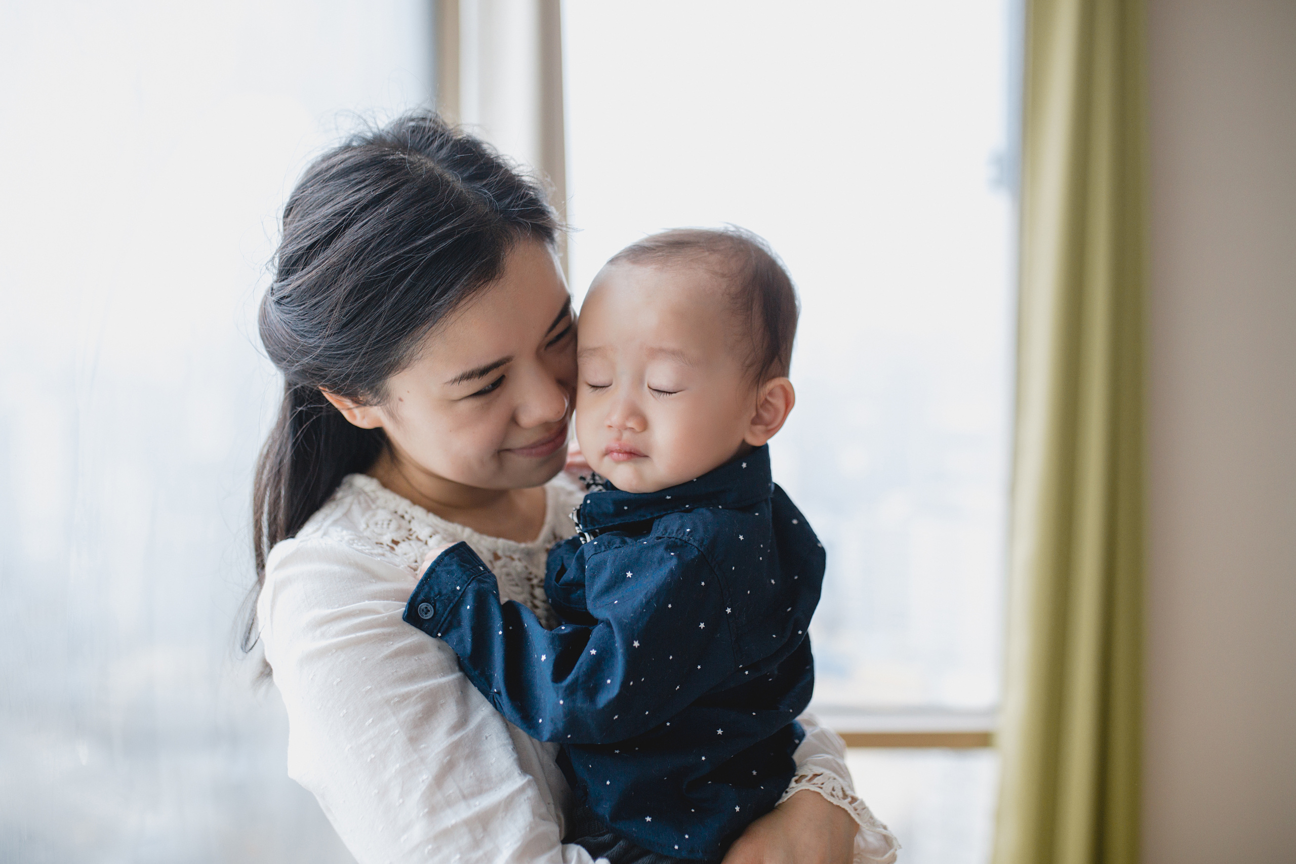 Vova — 1 year. Portrait photographer in South Korea Olga Lian