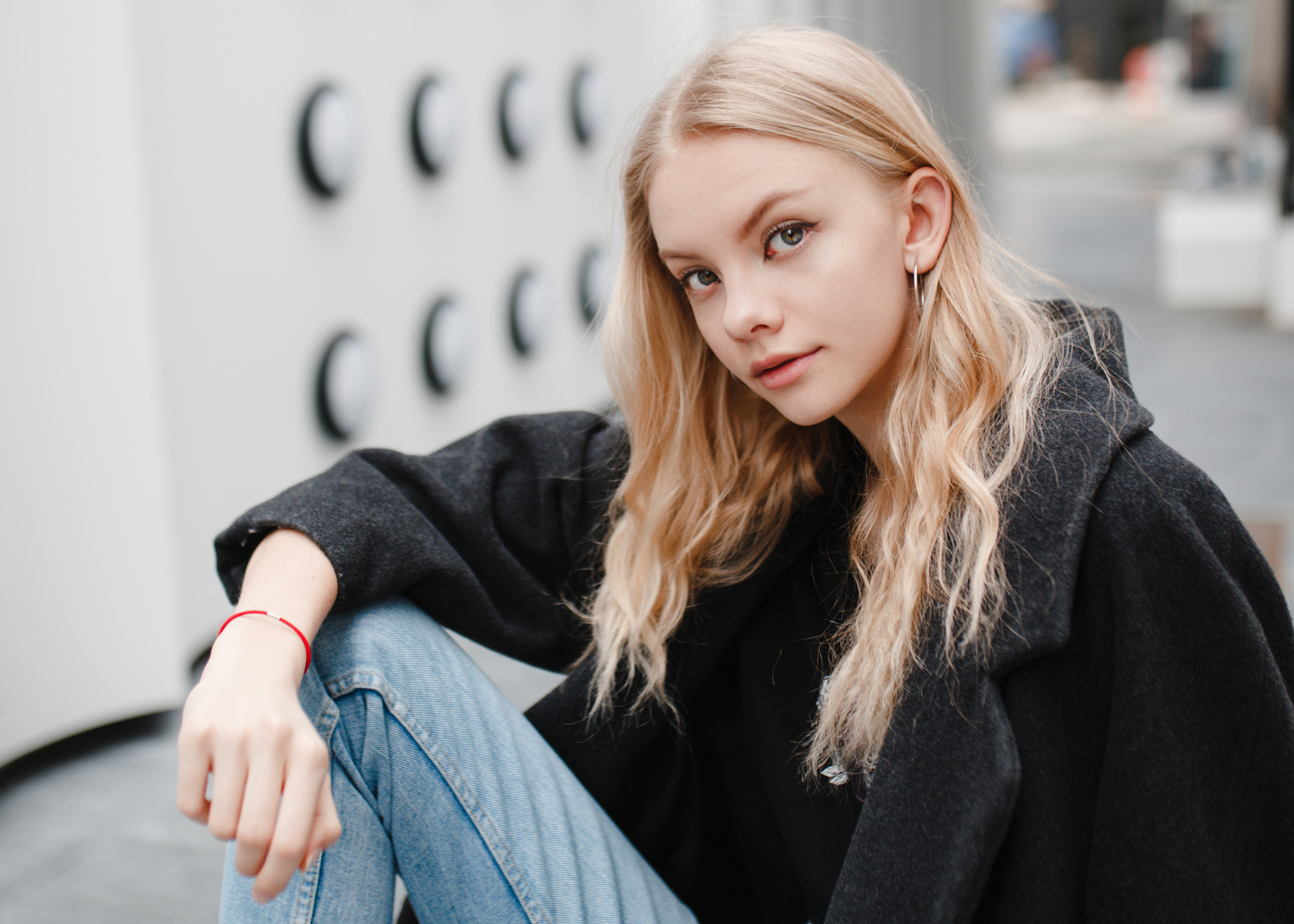 Laura. Garosu-gil Road. Portrait photographer in South Korea Olga Lian