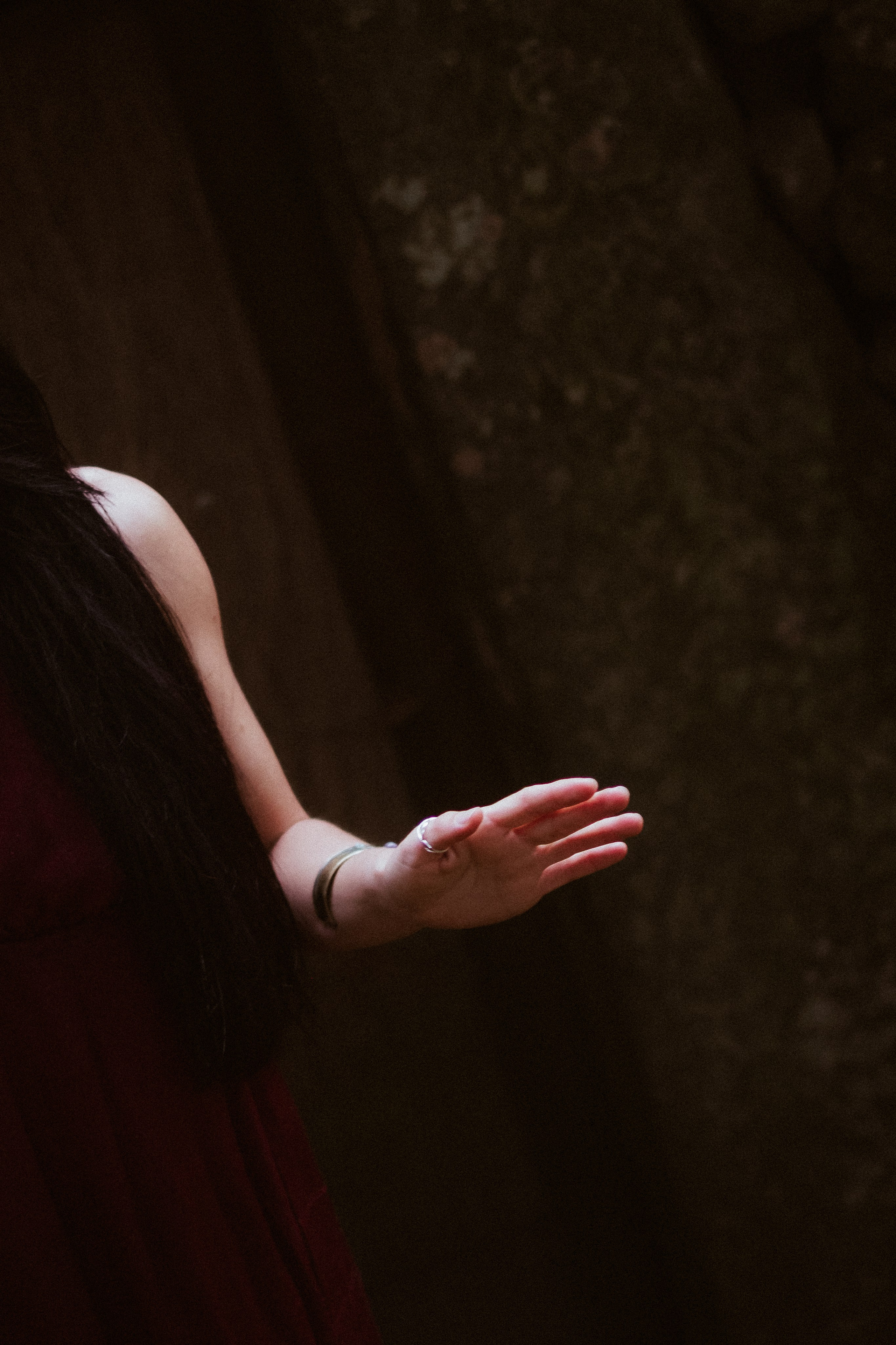The woman who goes under — Elsa | Intimate Photography