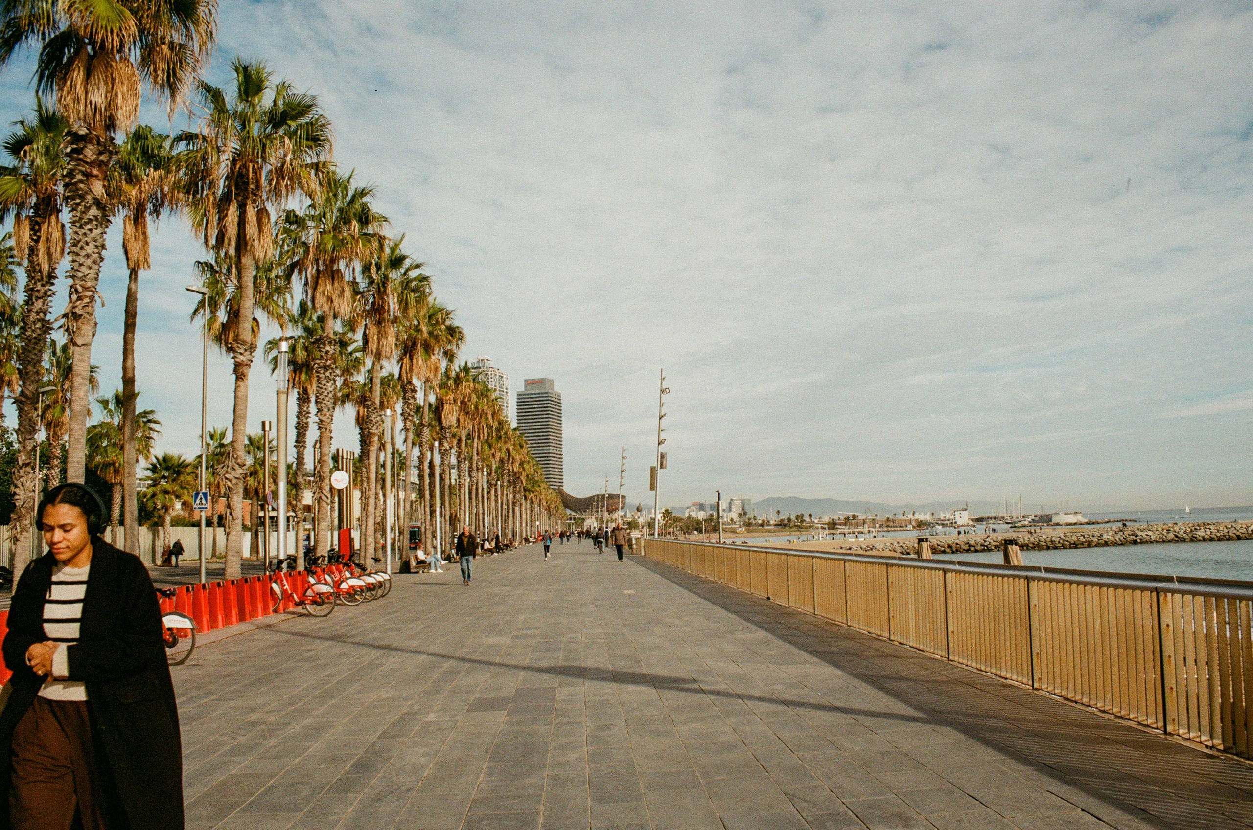 Barcelona — Light, Rhythm and Architecture. Wedding Stories — Professional Wedding Photography & Videography in Germany, Italy, Spain & all across Europe