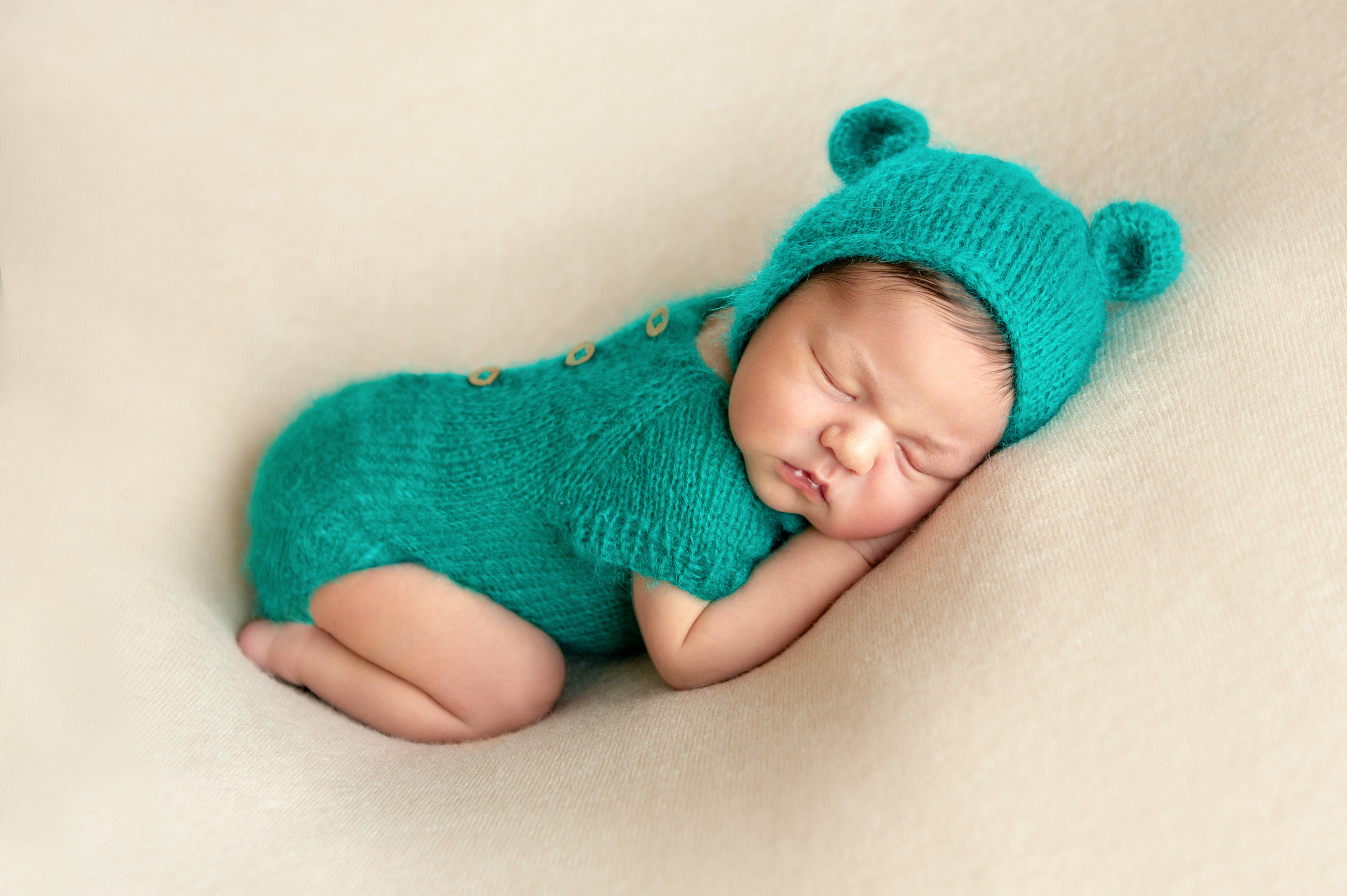 Newborn. Children and family photographer in Portugal Marina Shpakovskaya