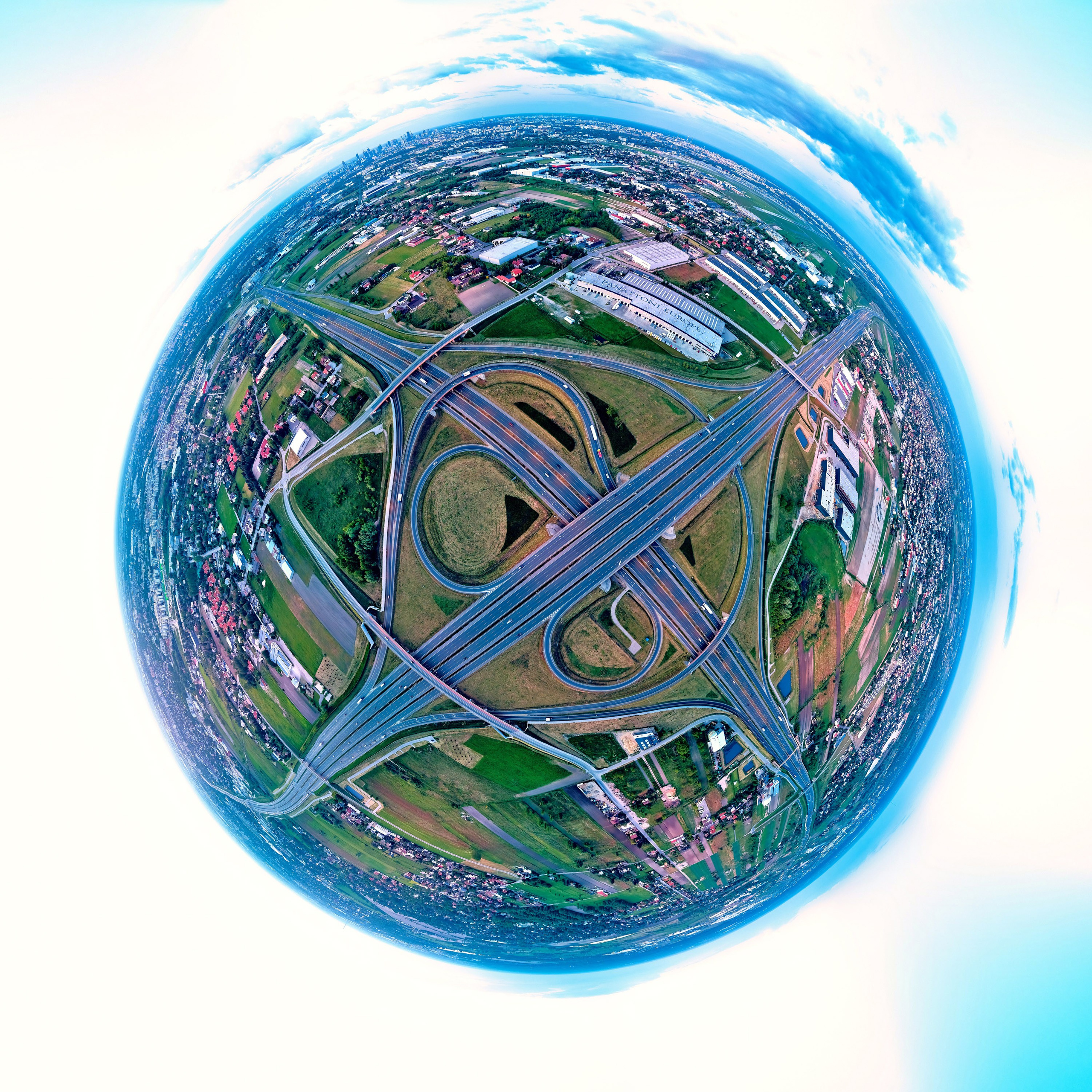 Globusy Warszawy. Andriej Szypilow — Photography & Videography