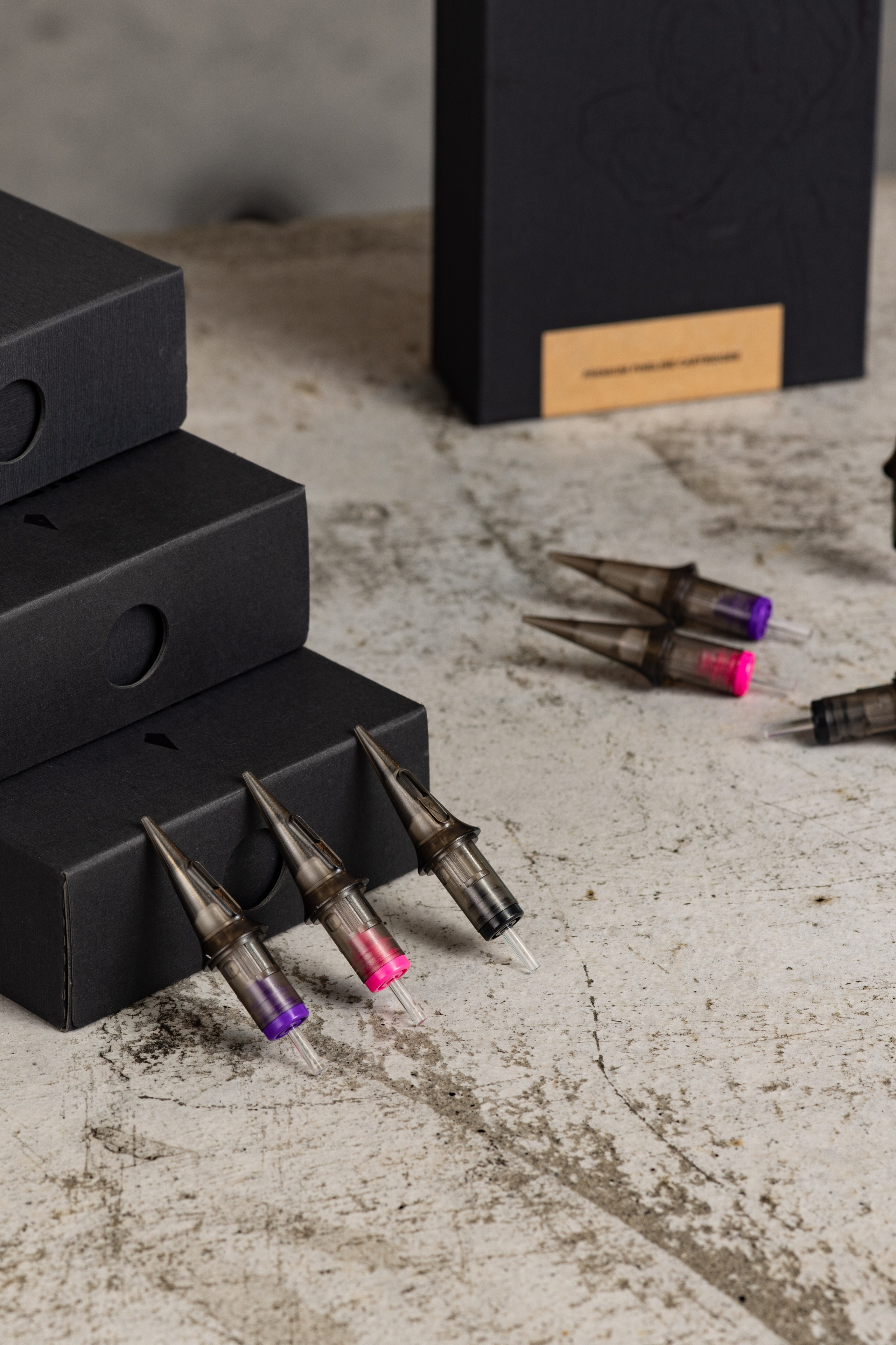 PIRANHA SUPPLIES. ESTUDIO DOZE