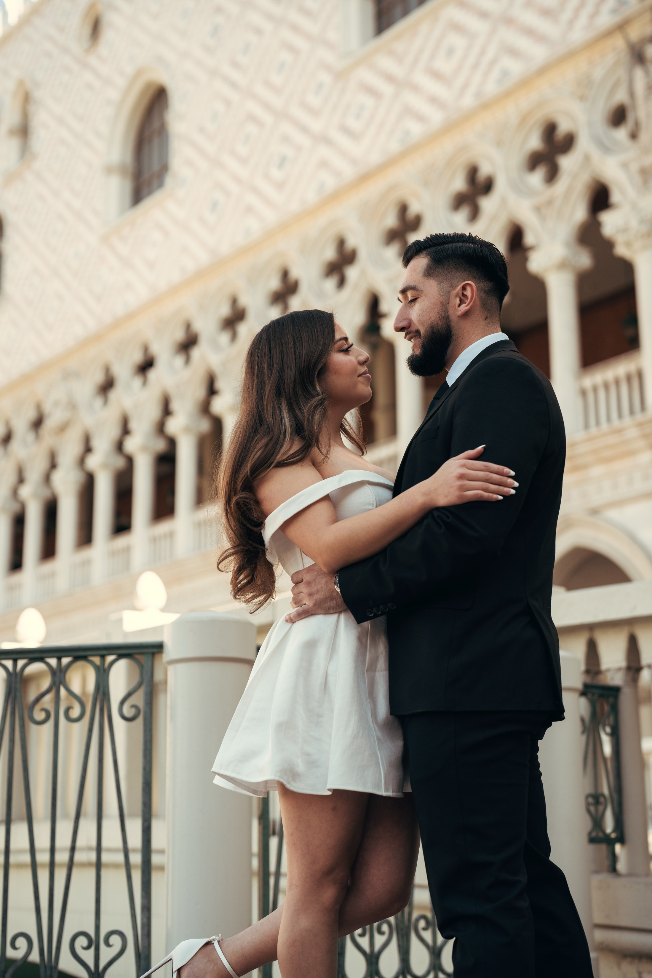 Kasandra&Viktor. Wedding & elopement photographer Viktoriya Kravtsov. Las Vegas
