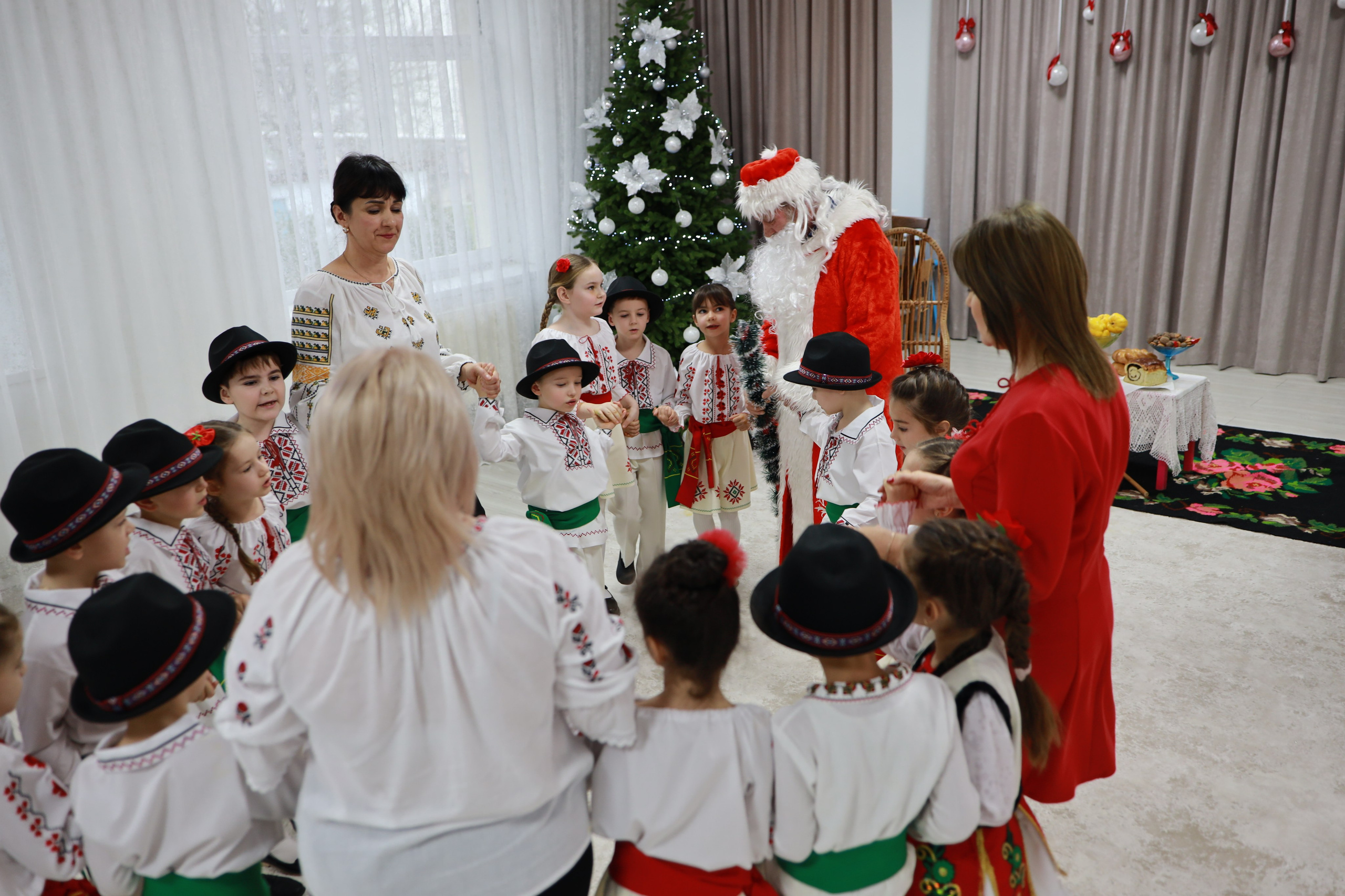 Magia iernii în ochi de copil.... Alika Dia- Fotograf în Republica Moldova, Strășeni