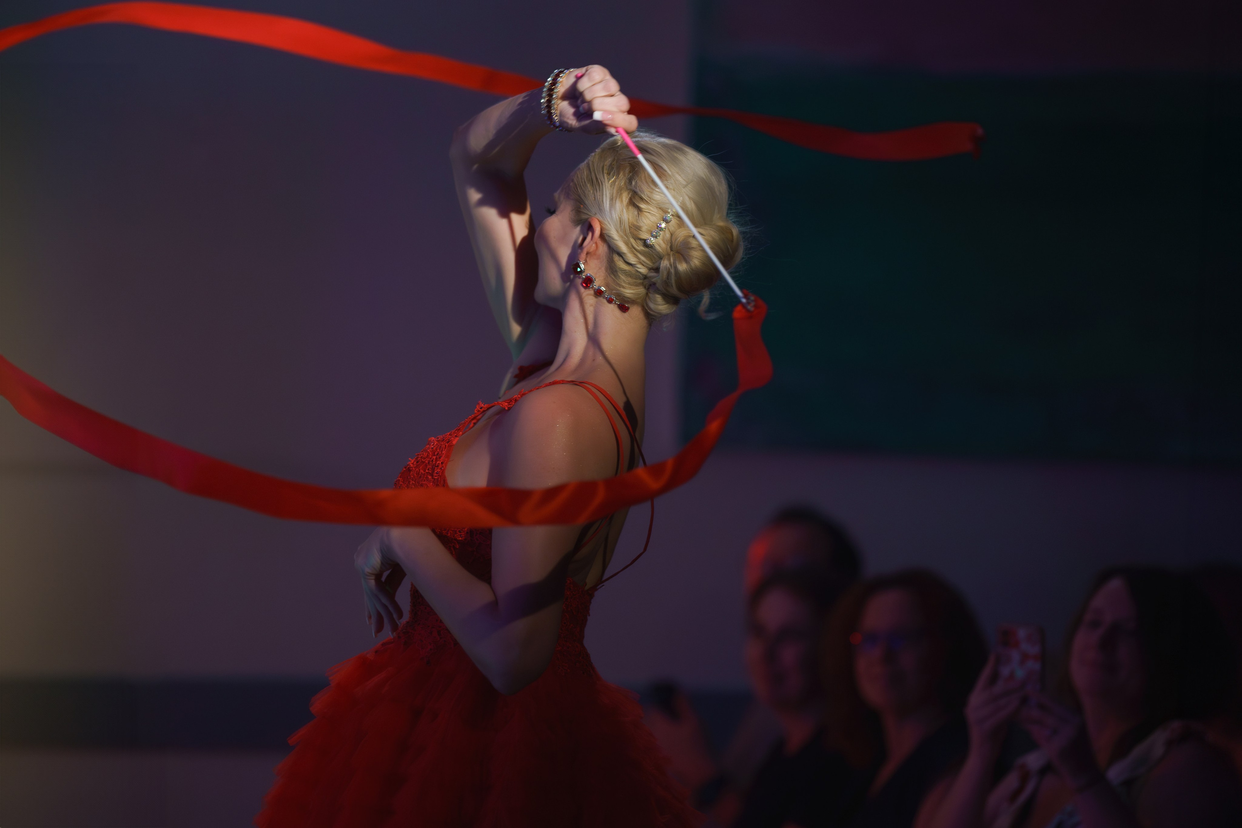 Show Mon Paris by Yelena Neva. Tatiana Smirnova — Photographer