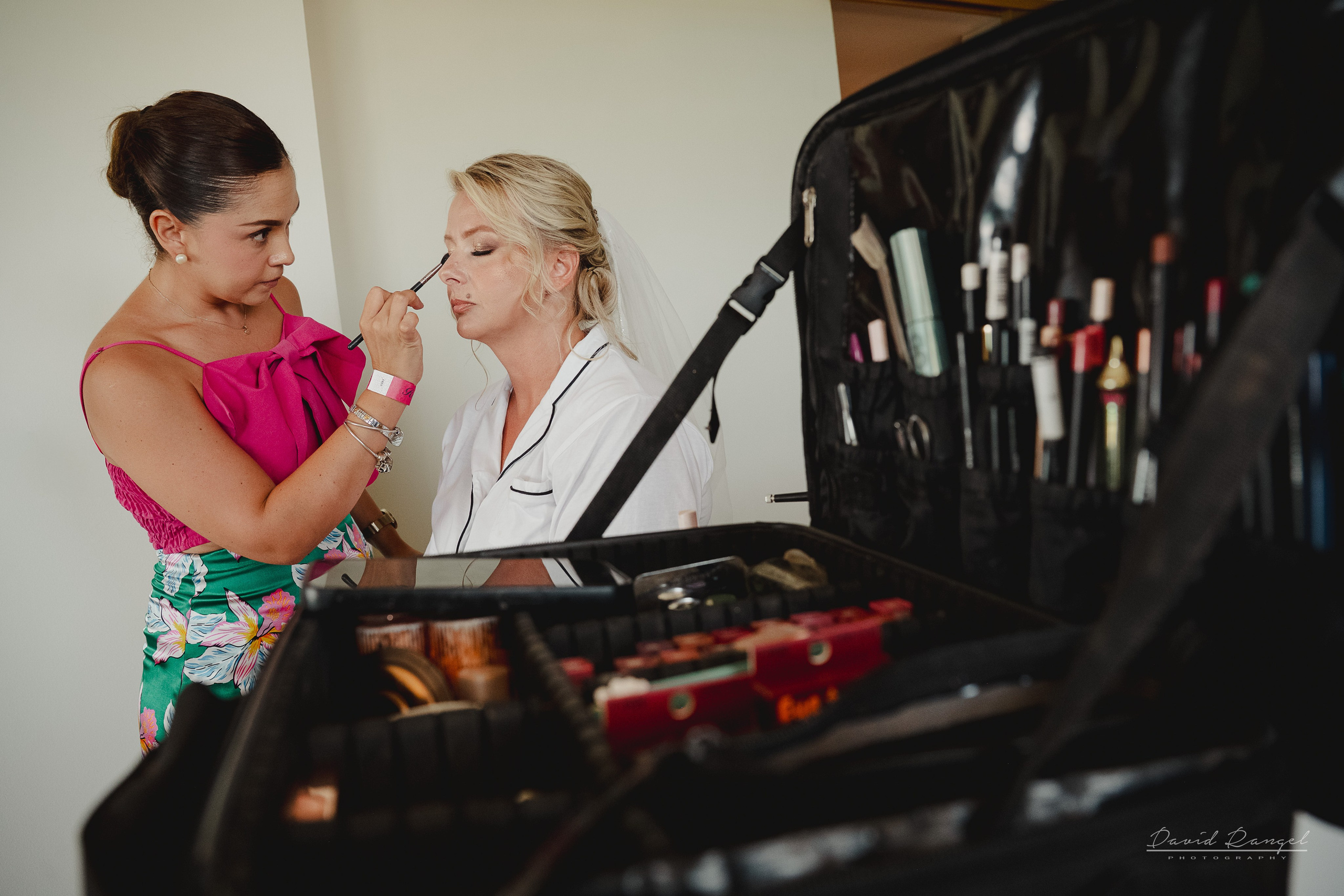 Destination Wedding at Royalton Splash Riviera Cancun. Destination wedding photographer based in Cancun and Riviera Maya with service worldwide