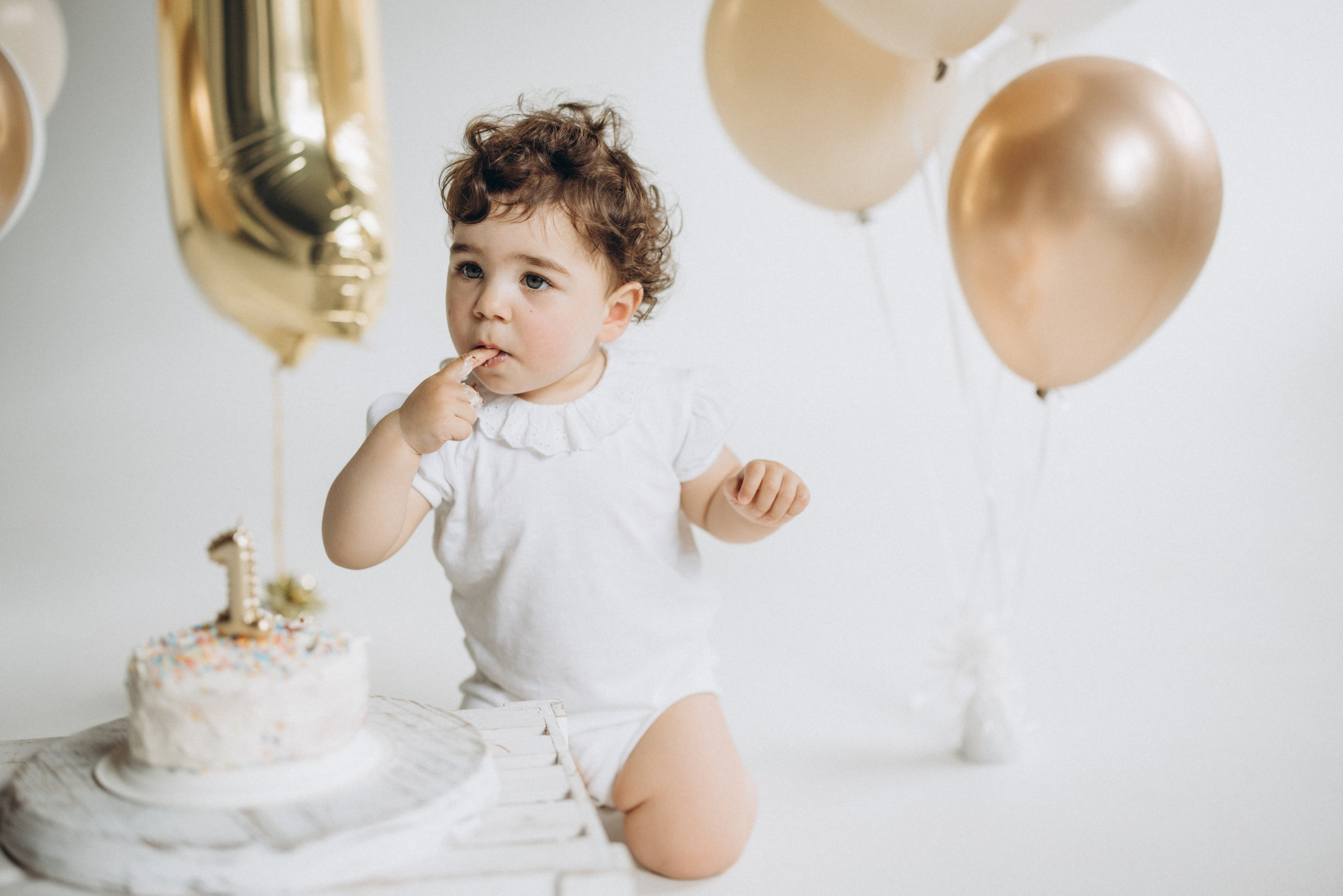Aylin. AlinaLazurko.uk | Professional portrait photographer