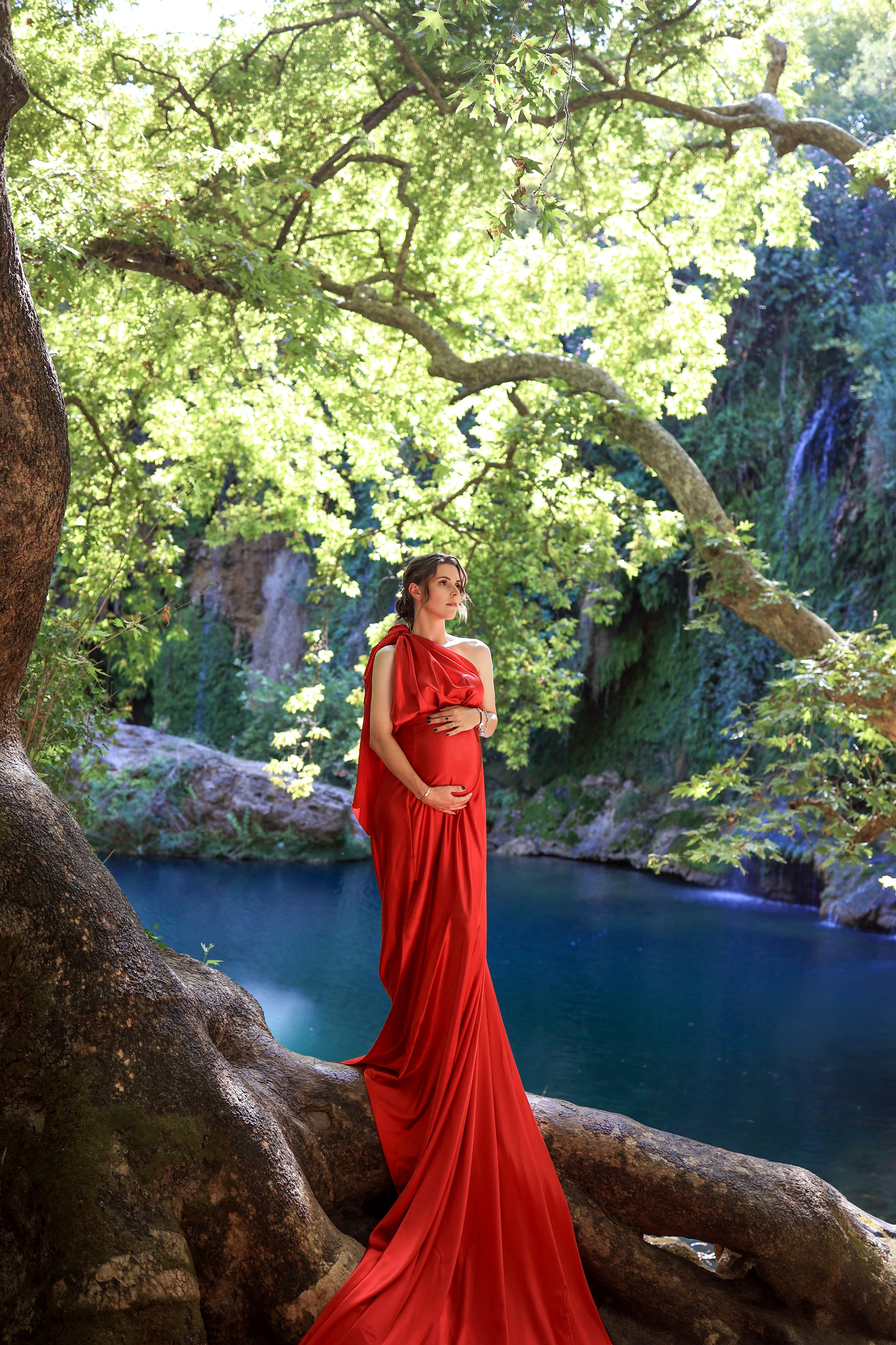 Kurshunlu waterfall (flying dresses). Photographer in Turkey, Antalya, Kemer, Belek, Side, Kas, Fethiye