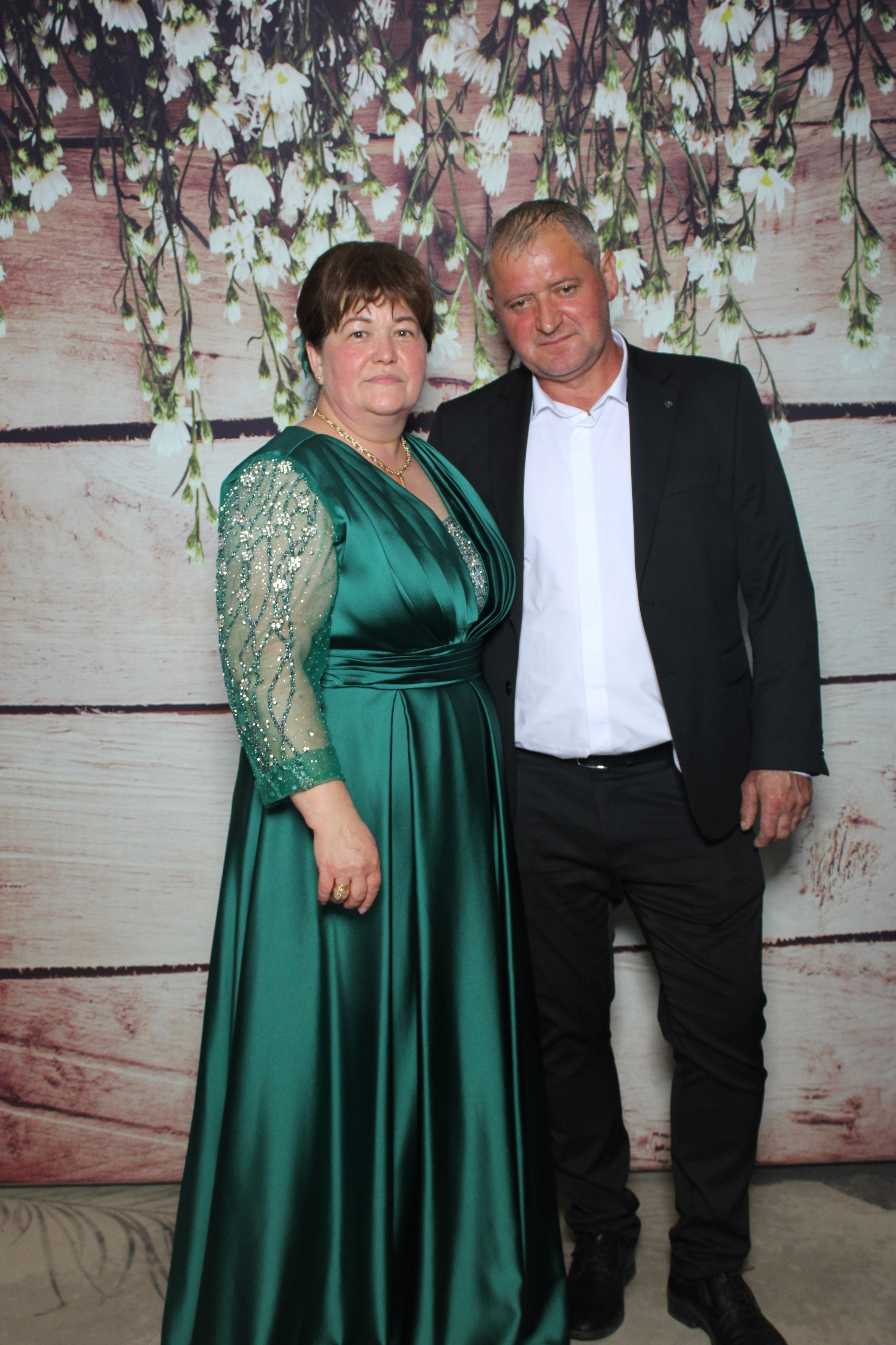 Nunta Denisa & Daniel – Zâmbete și distracție cu Oglinda Amintirilor Suceava
