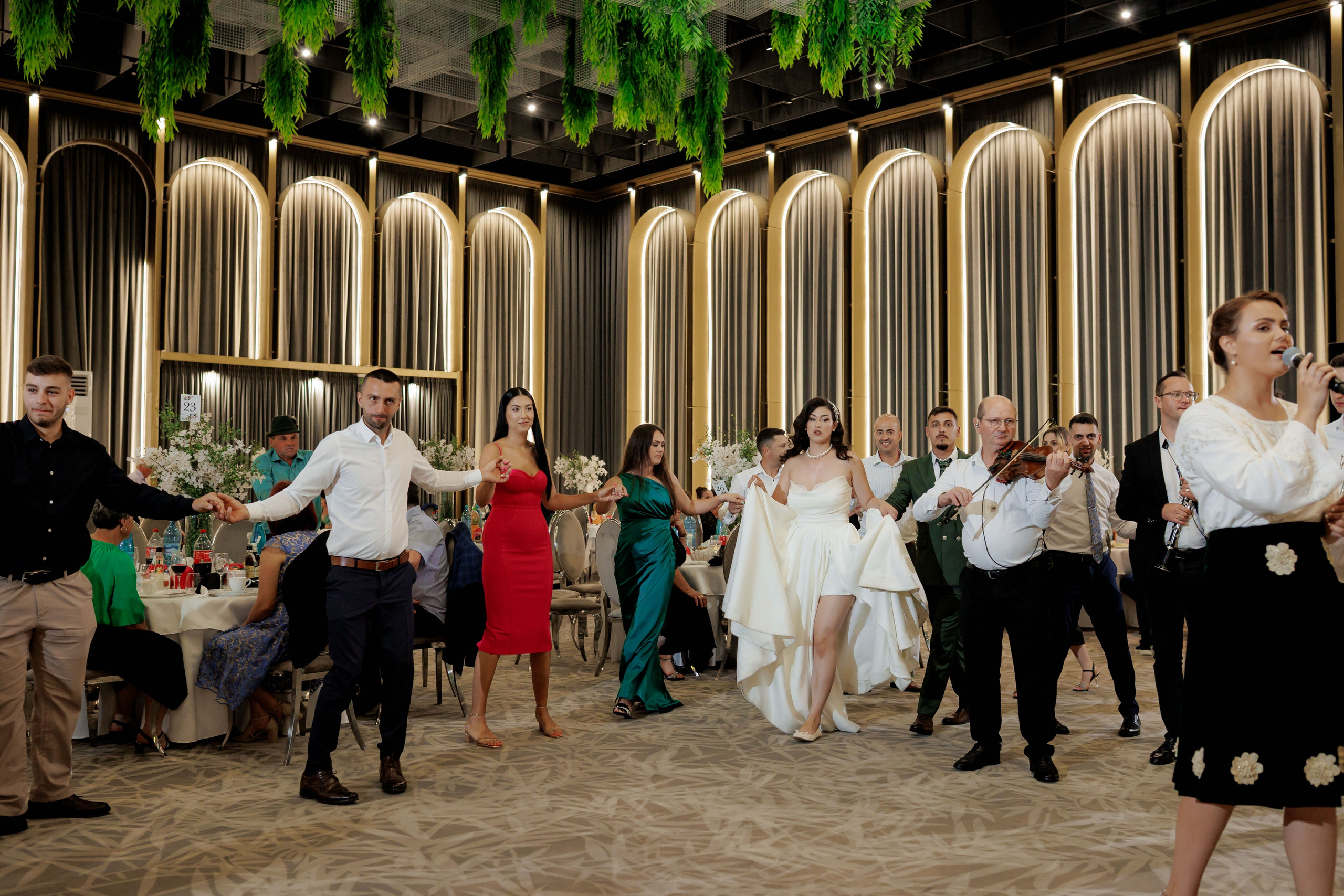 Nunta Nicoleta & Răzvan | Fotografie & Videografie Profesională. Servicii foto-video profesionale, pentru momente de neuitat