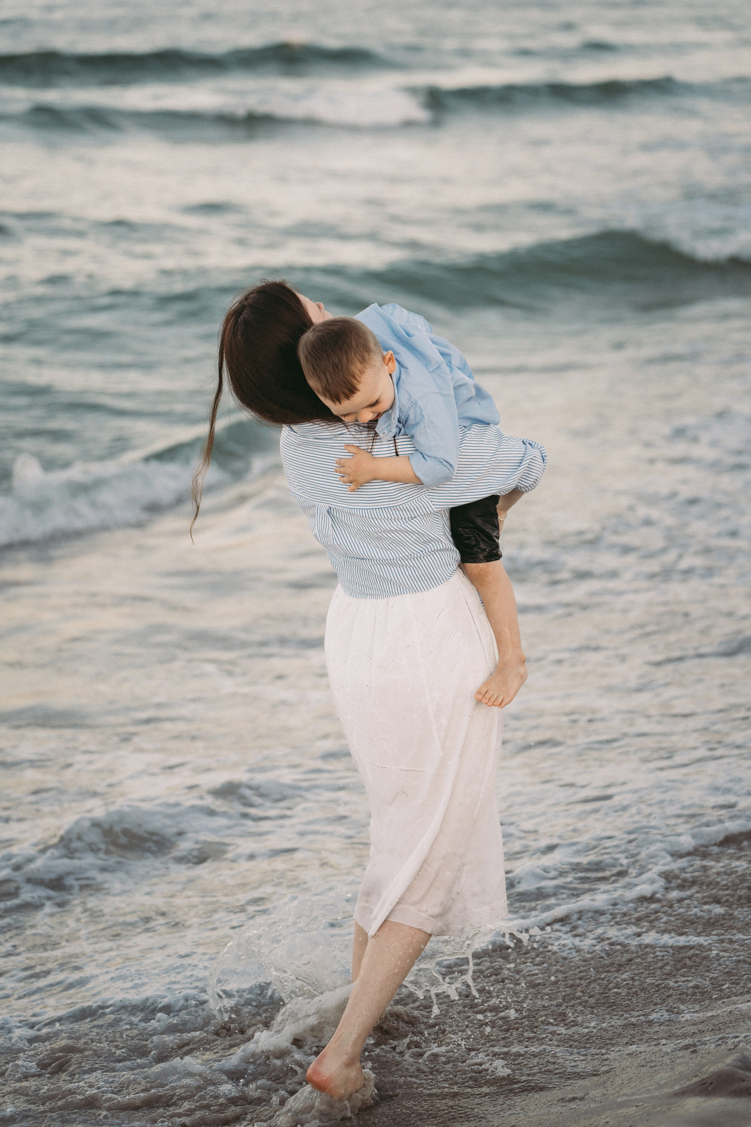 Arthur, Tatyana, Daniel. Ocean. Wedding and family photographer and videographer PA, NJ, NY, DE, MD