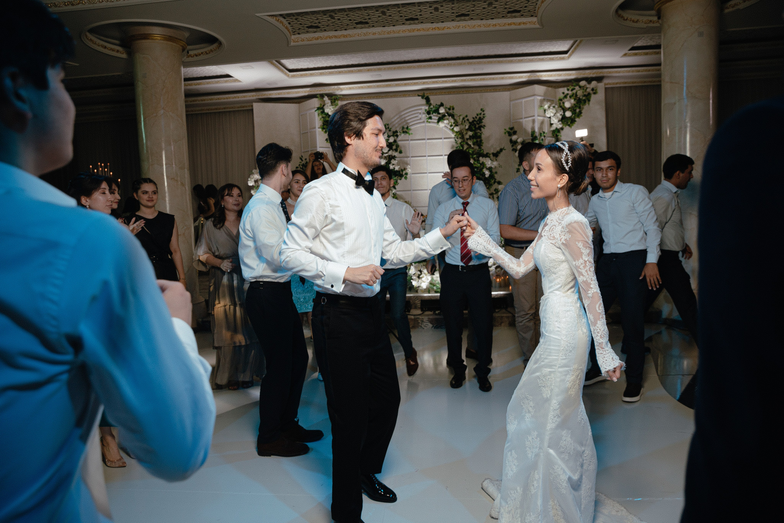 Botir & Zukhra. Главная