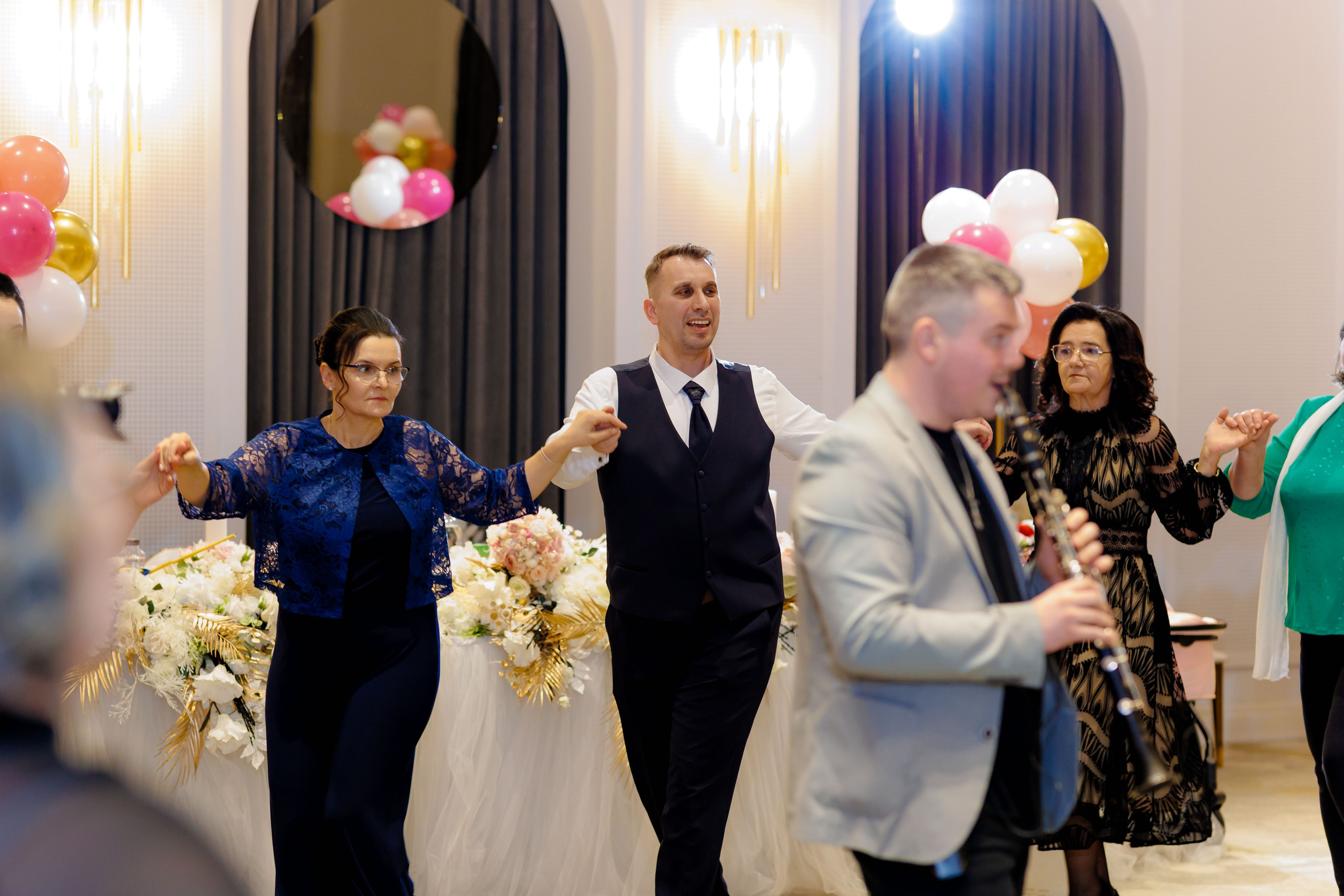 Povestea voastră, regizată de noi |Cristi Turculet Videograf Nuntă Suceava | wedding highlight. Servicii foto-video profesionale, pentru momente de neuitat