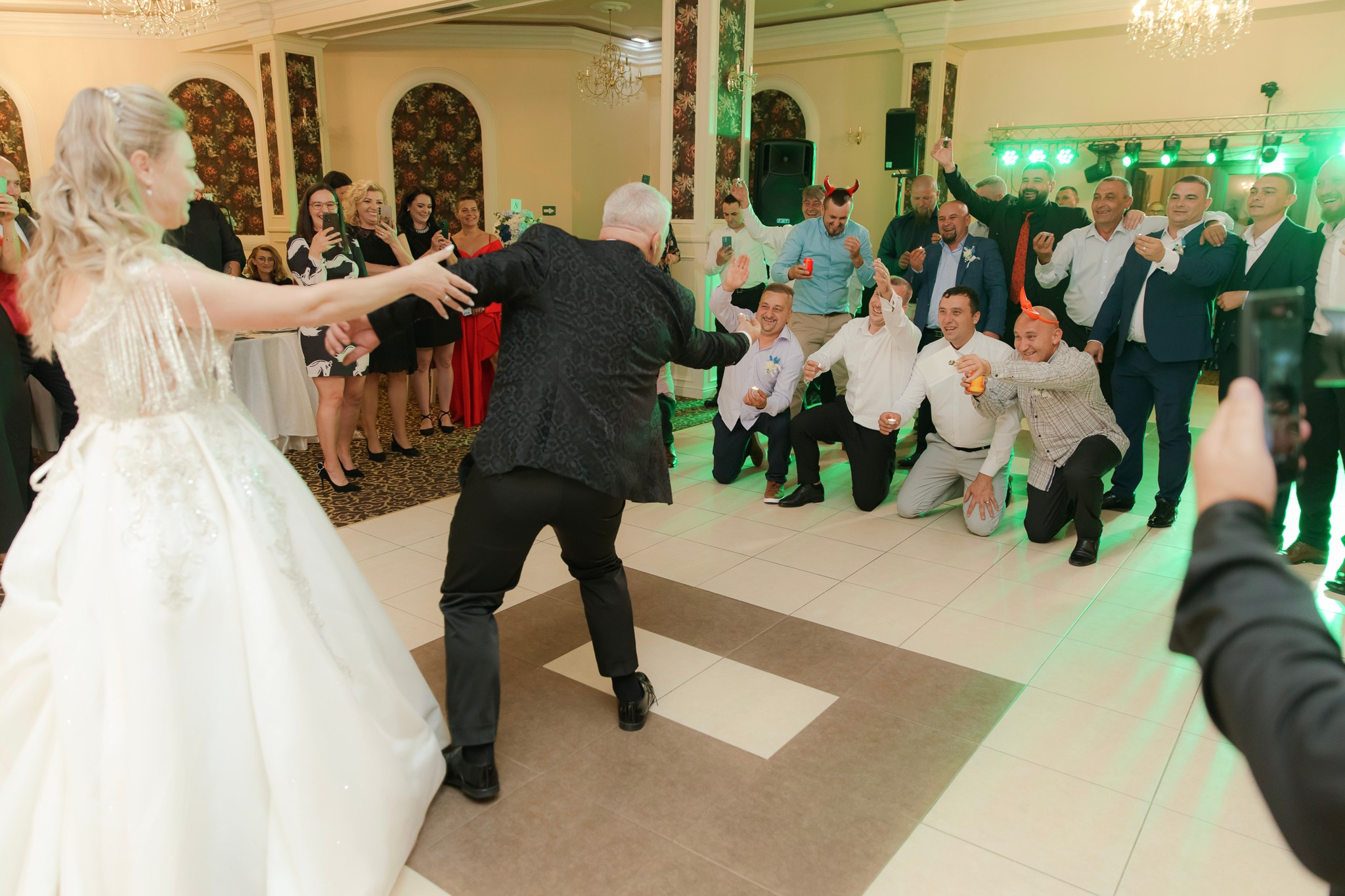 Mihai & Oana. Servicii foto-video profesionale, pentru momente de neuitat