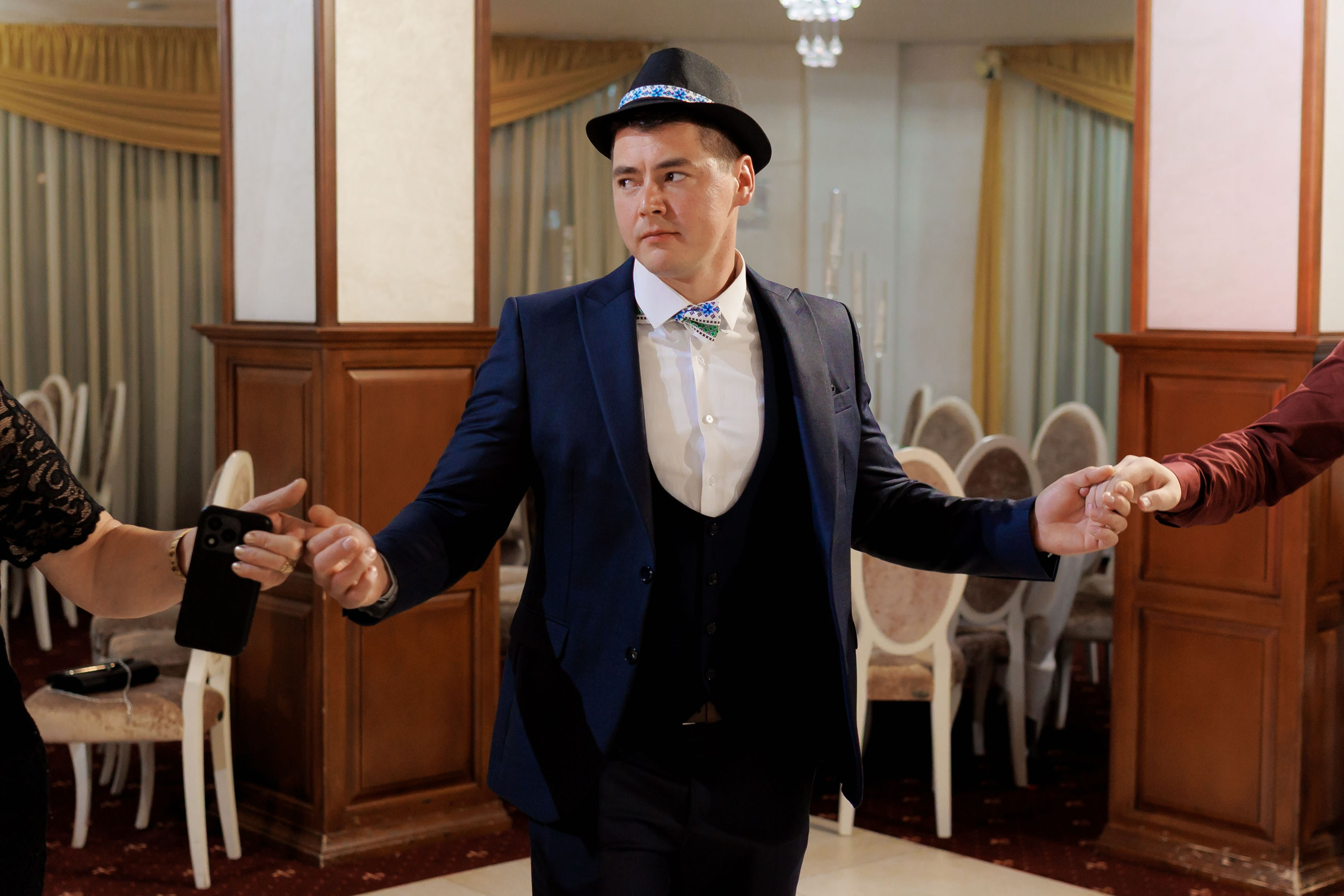 Loredana & Emilian – Ziua Nunții | Videografie - fotografie Botez Suceava, Iași, Botoșani. Servicii foto-video profesionale, pentru momente de neuitat