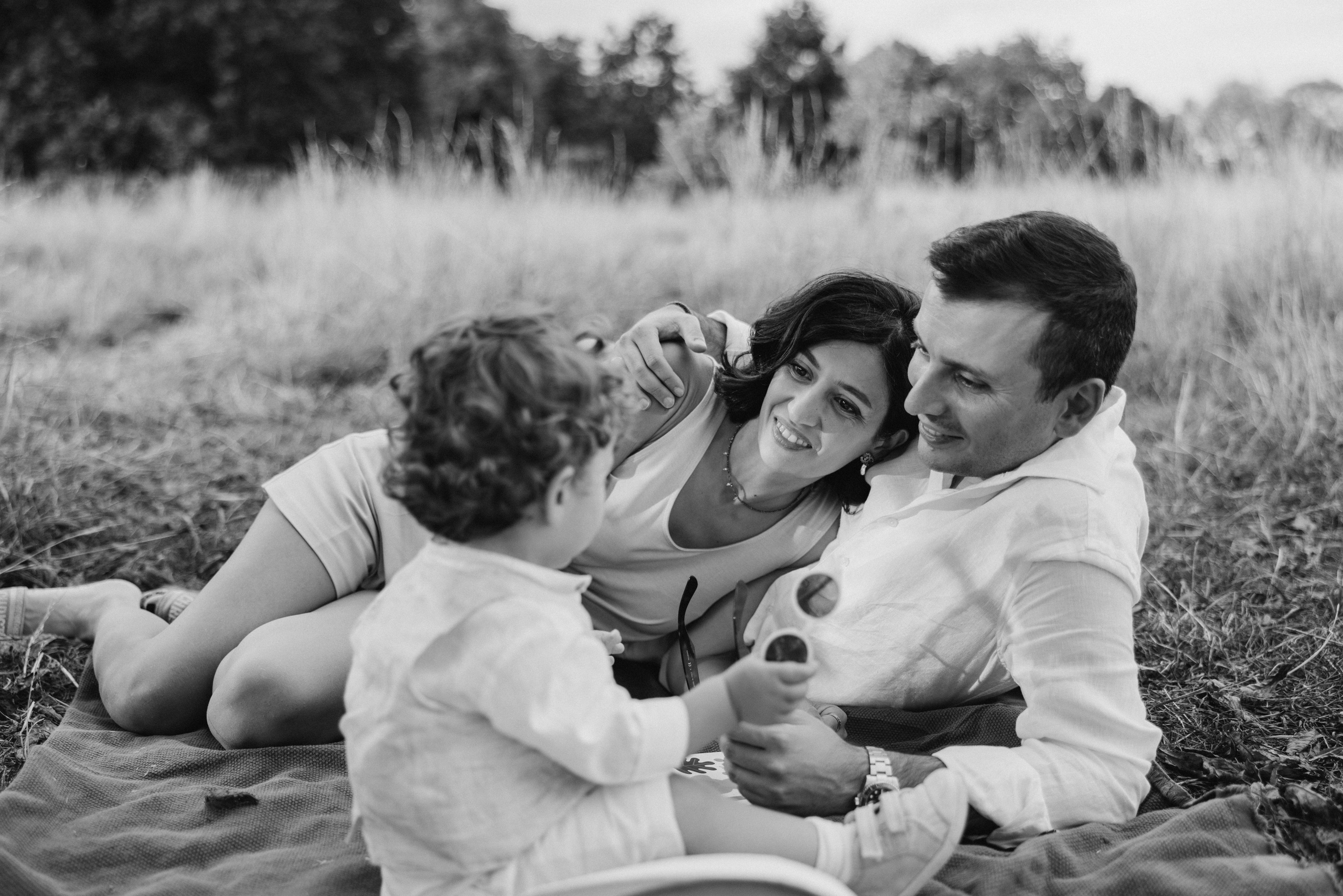 Valerik with parents (Hyde park). Anastasia Klink, Photographer in London