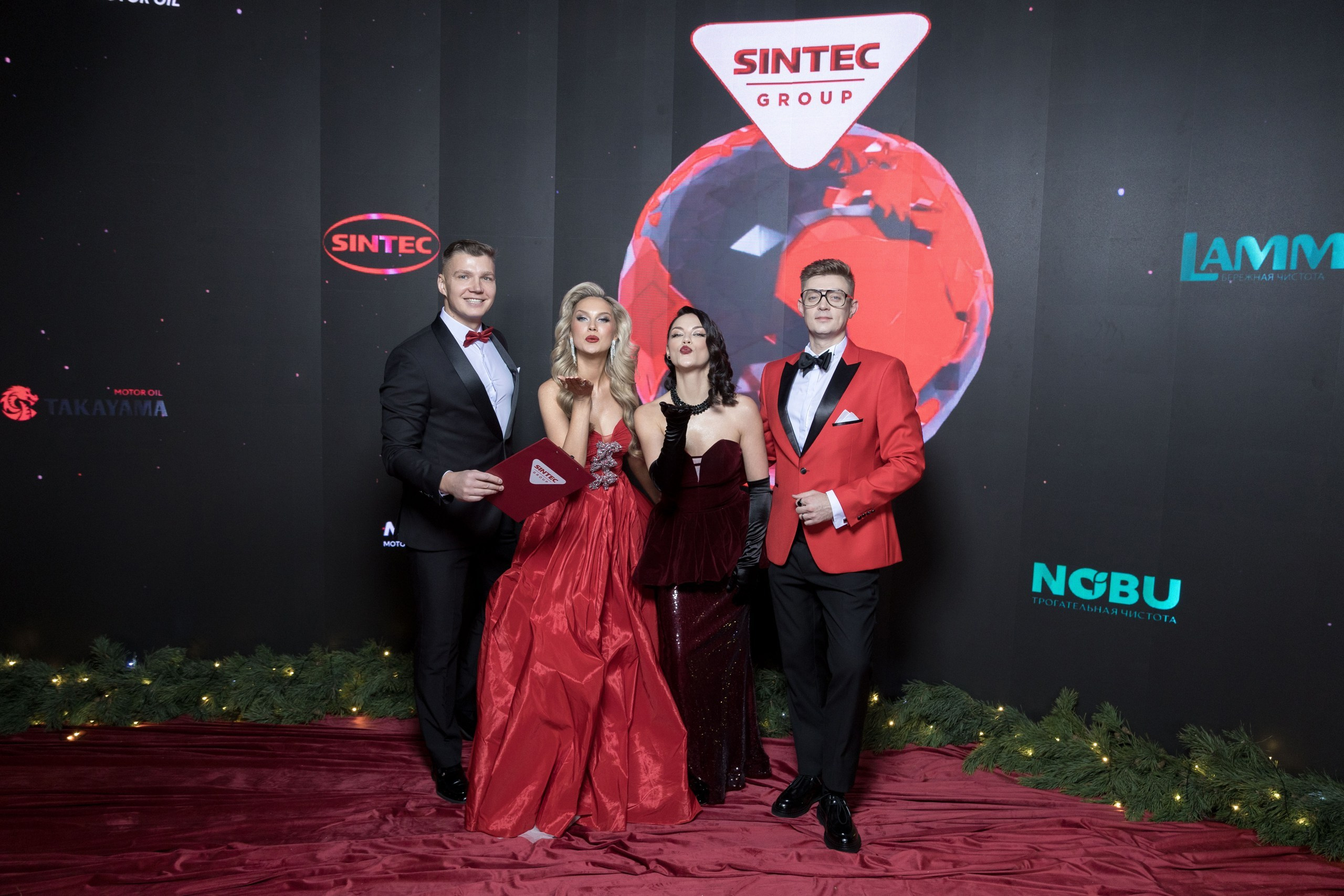 Новогодний корпоратив SINTEC Group. Ведущая Москва Лена Чайка