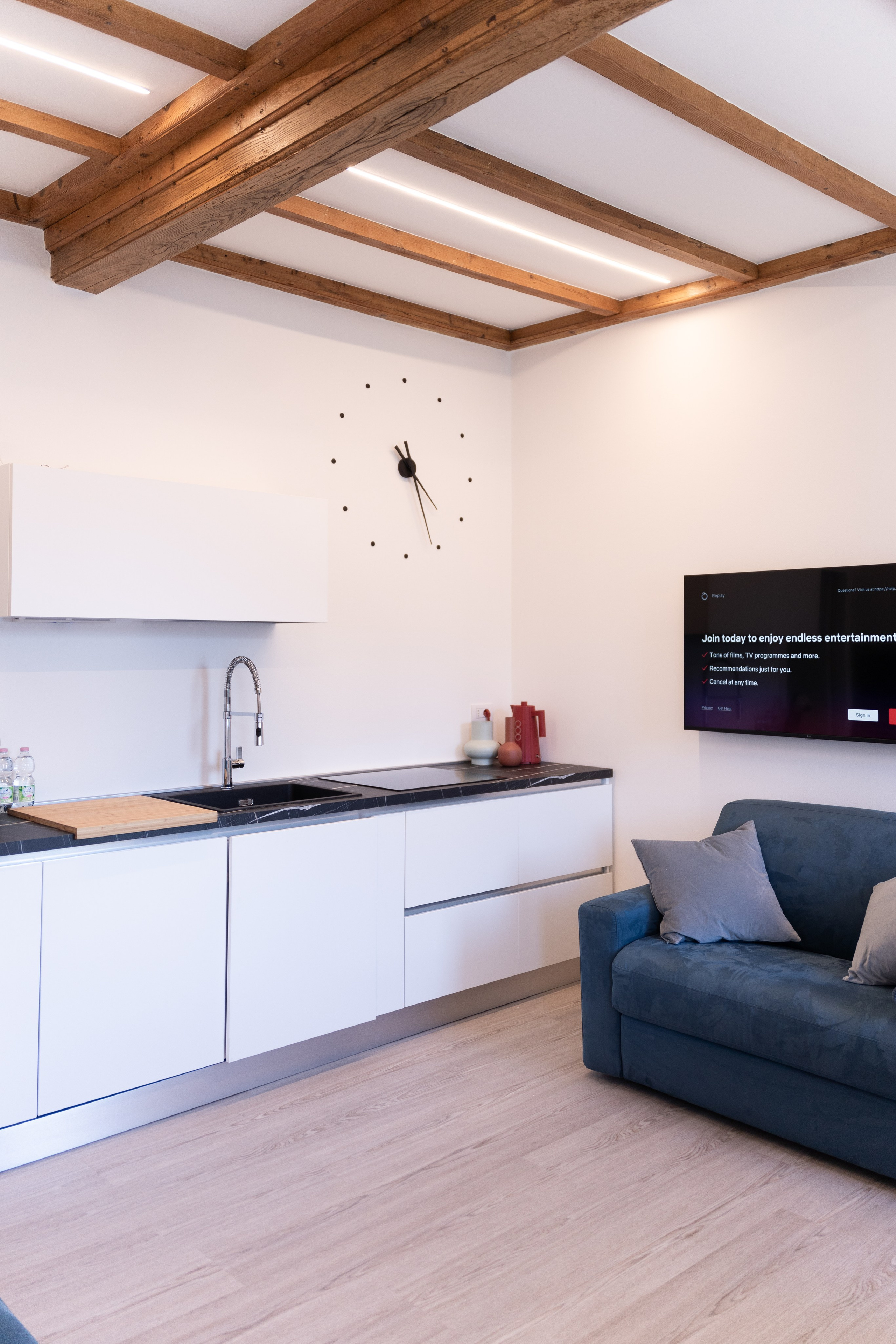 Lake Maggiore apartment. PHOTOGRAPHER IN ITALY