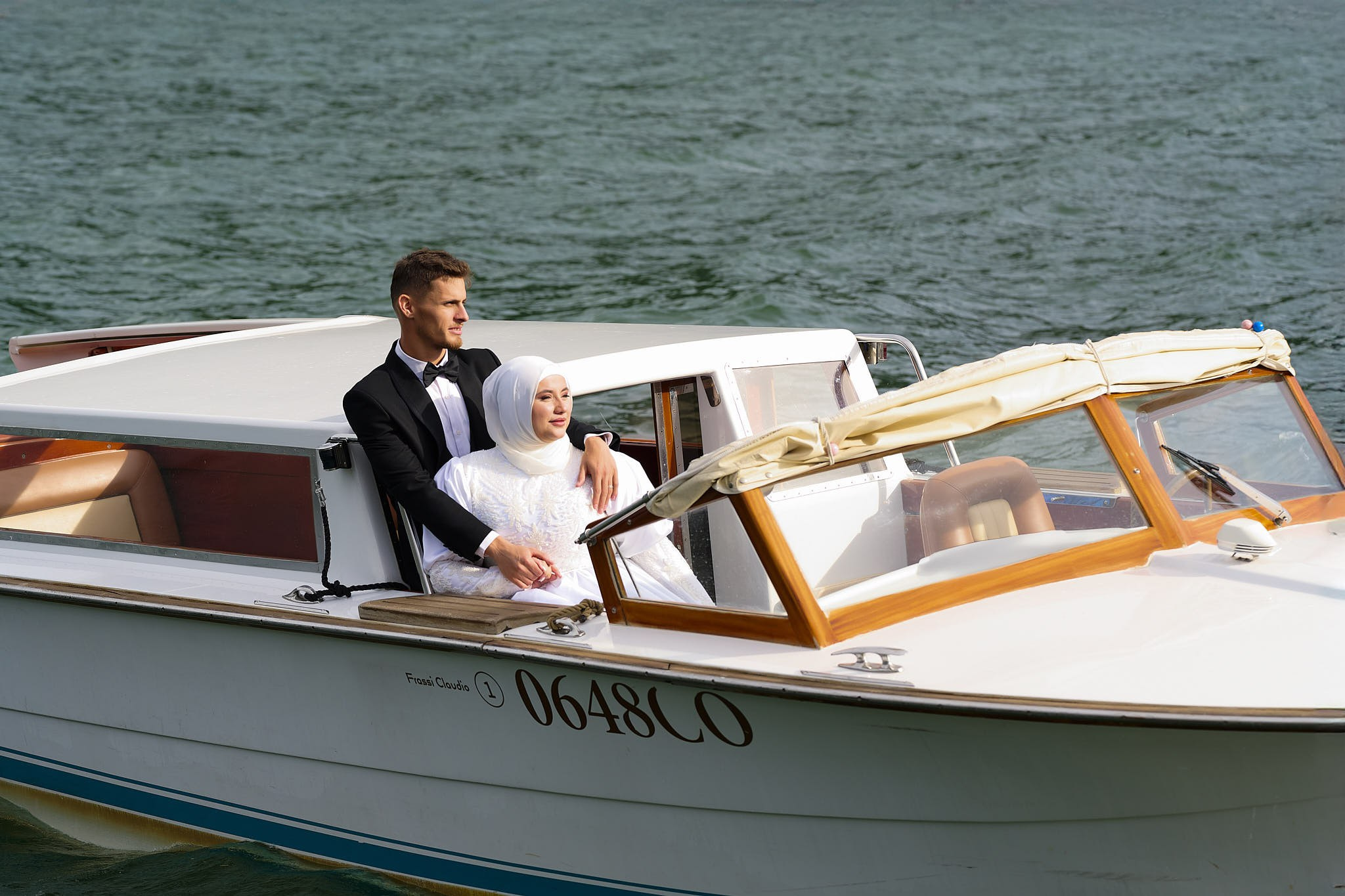 Jasmina & Vale. Fotografo matrimonio Lago di Como Ferrari Media Production
