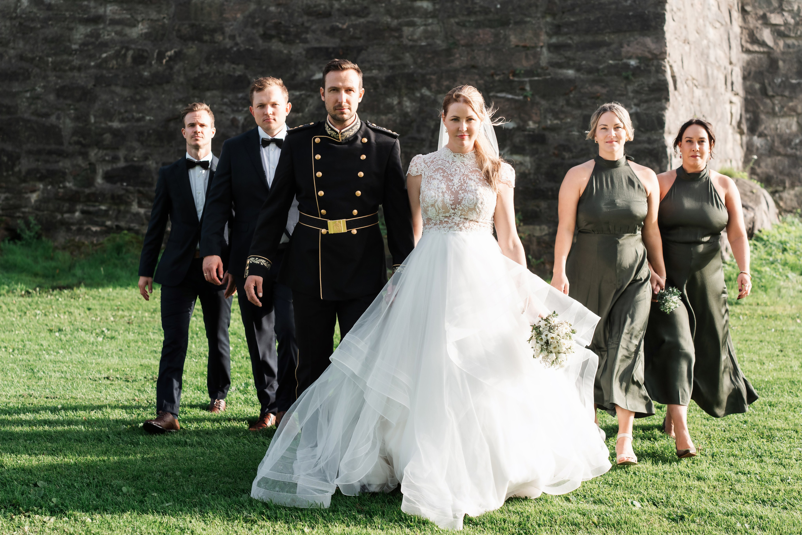 LINN & LARS. Bryllupsfotograf i hele Norge