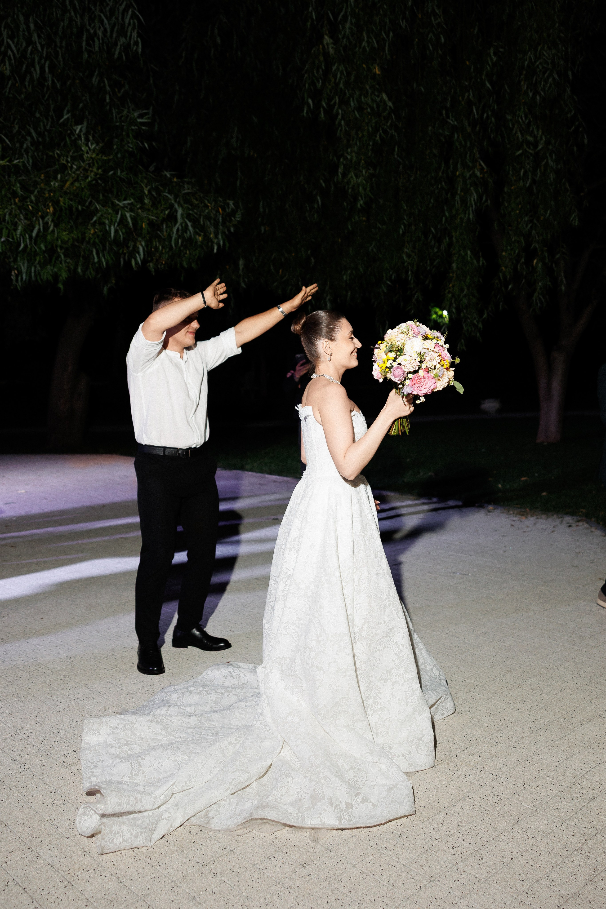 Florin & Corina — Complexul Turistic Costesti — Wedding Day. Servicii Foto și Video 067188353