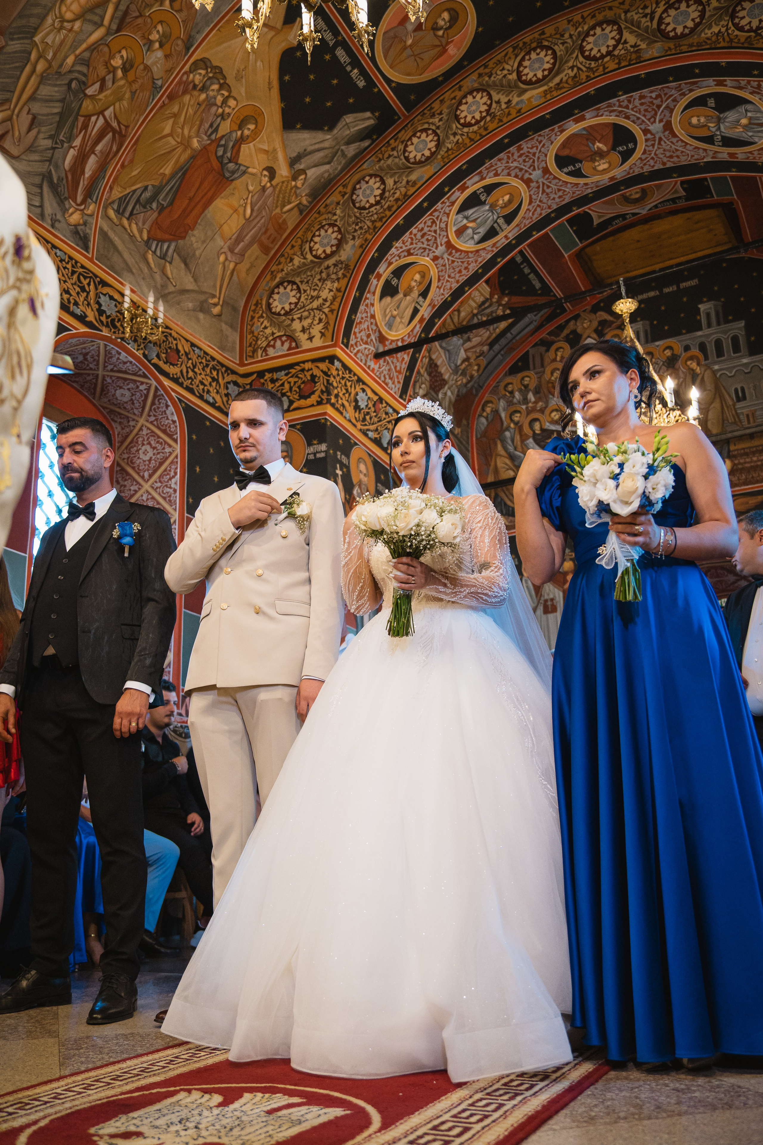 Bella & Adi. Foto Studio — Fotograf de evenimente, nunti, botezuri, portrete