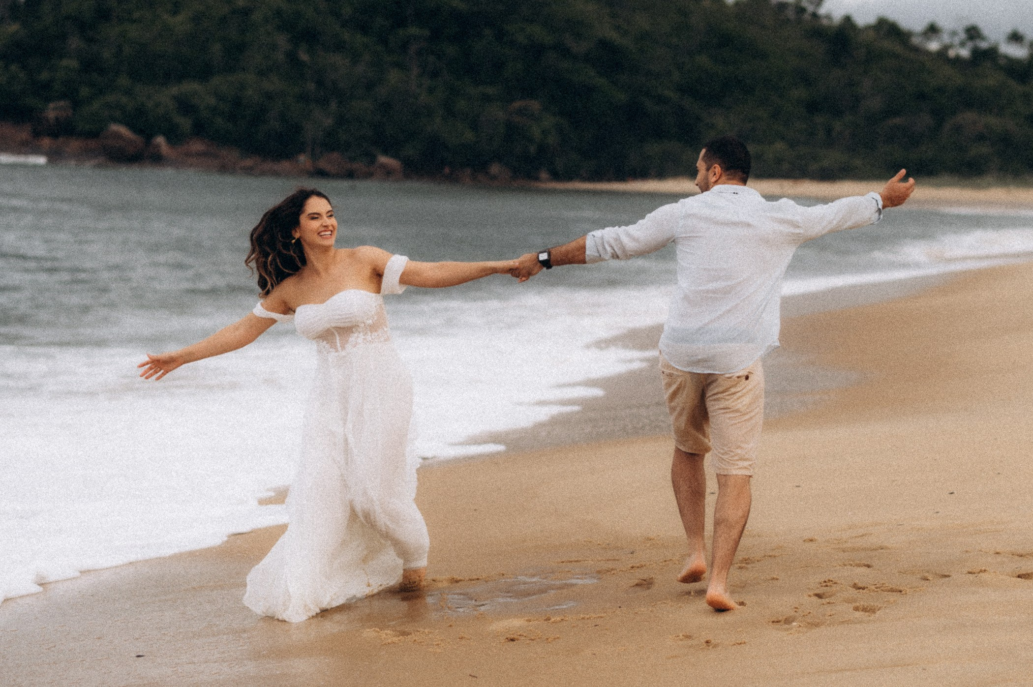 Samantha & Juliano | Ensaio de Casal na Praia de Ubatuba