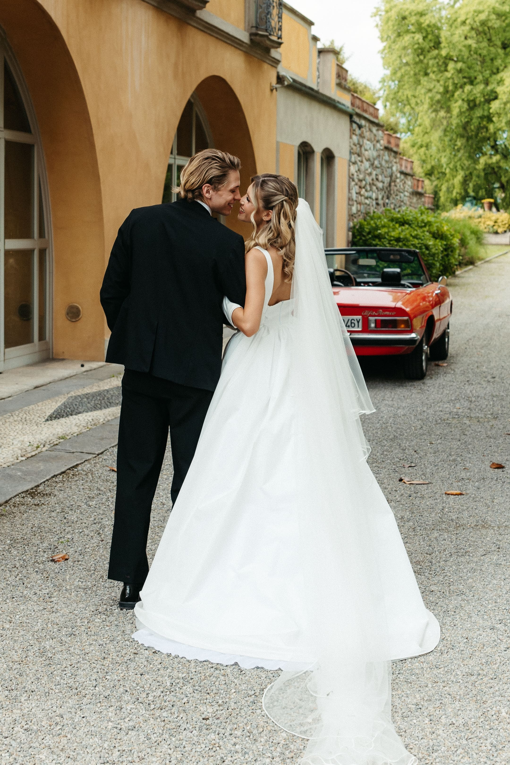 Melania & Matteo. Premium Wedding Photographer Iași