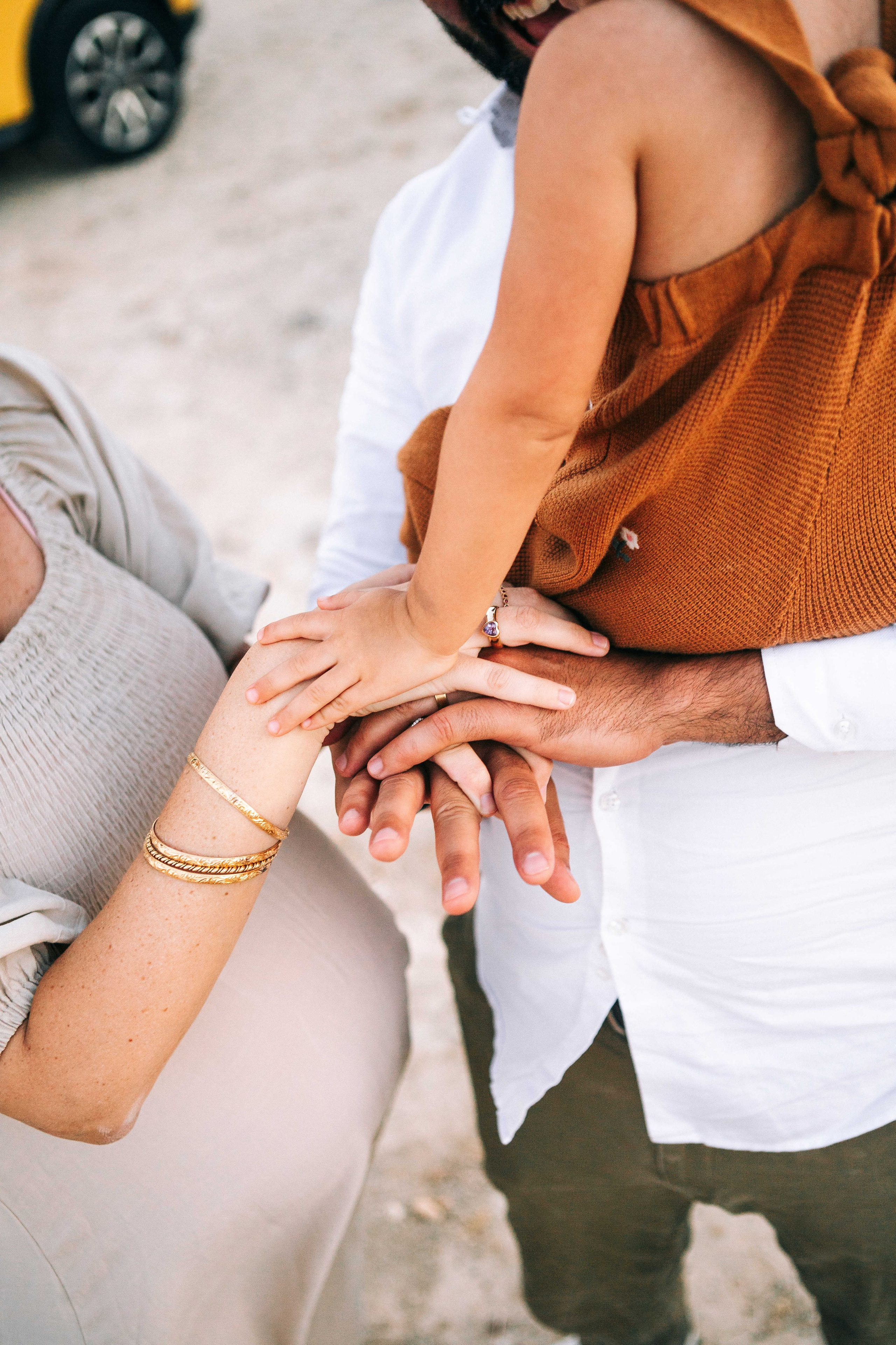 PREGNANT PHOTOSESSION IN THE DESERT. PHOTOGRAPHER IN ISRAEL