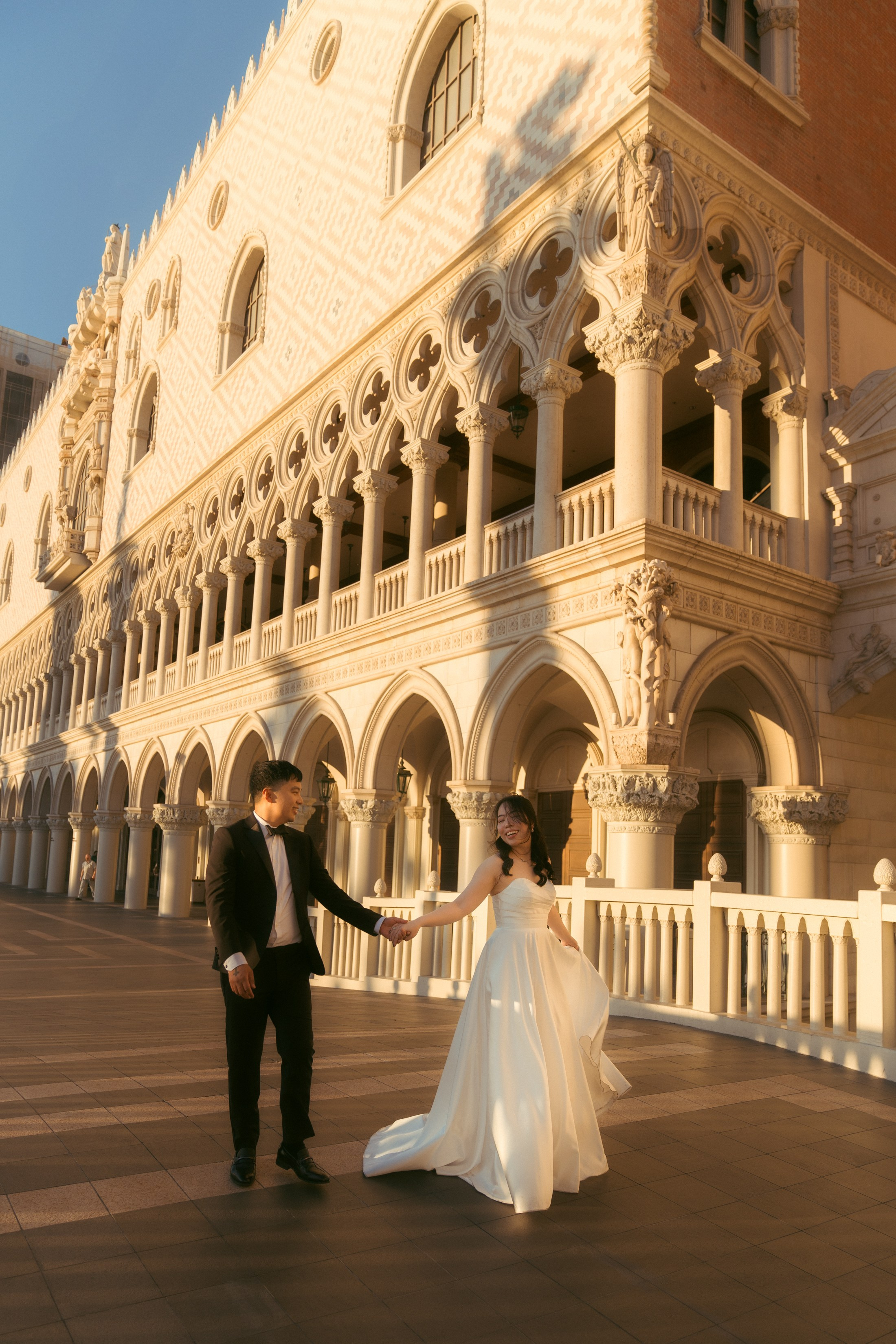 Kim&Ken. Wedding & elopement photographer Viktoriya Kravtsov. Las Vegas