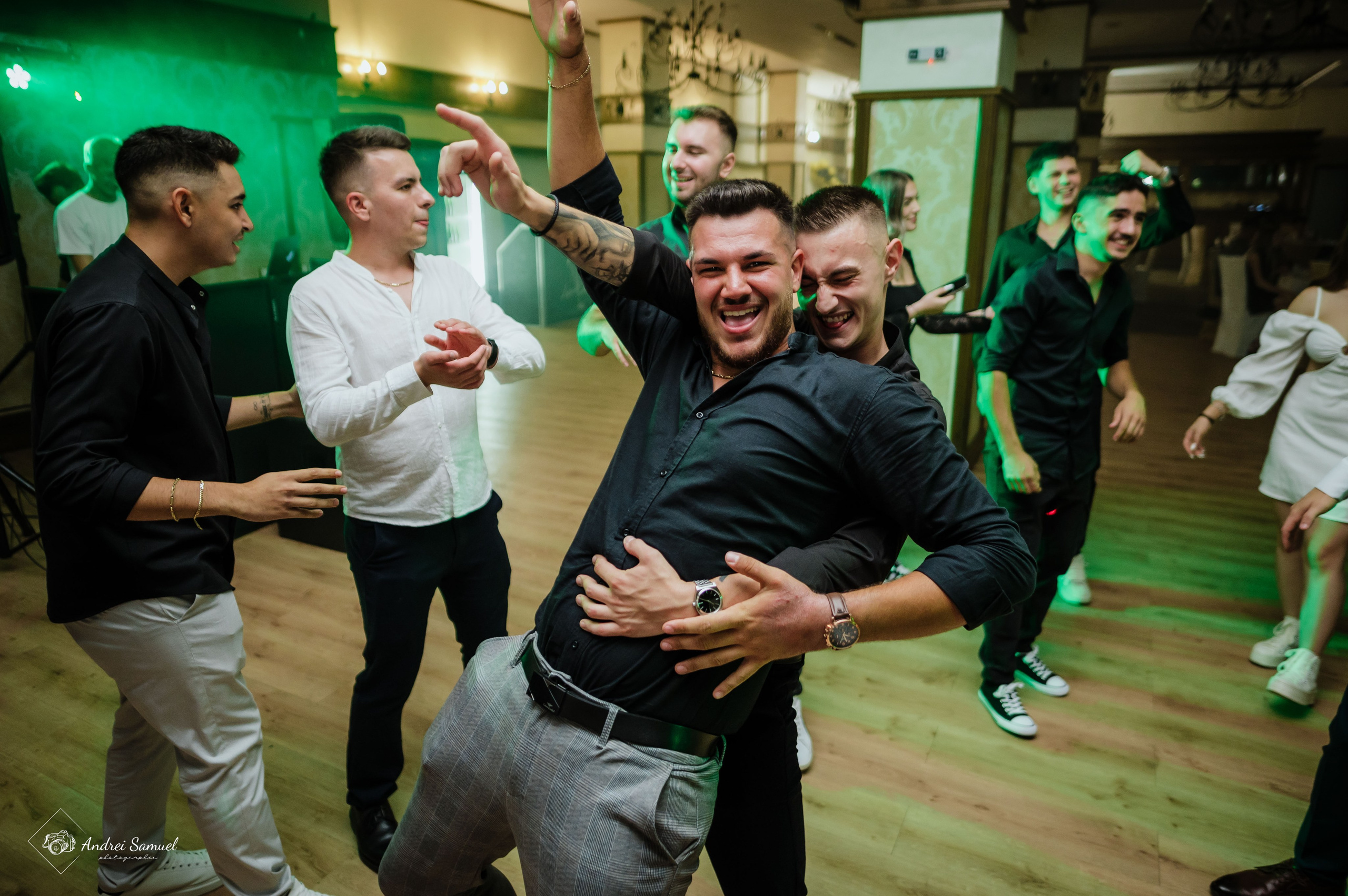 Majorat Stefan. Andrei Samuel – Fotograf București | Evenimente, Studio, Imobiliare, Produs