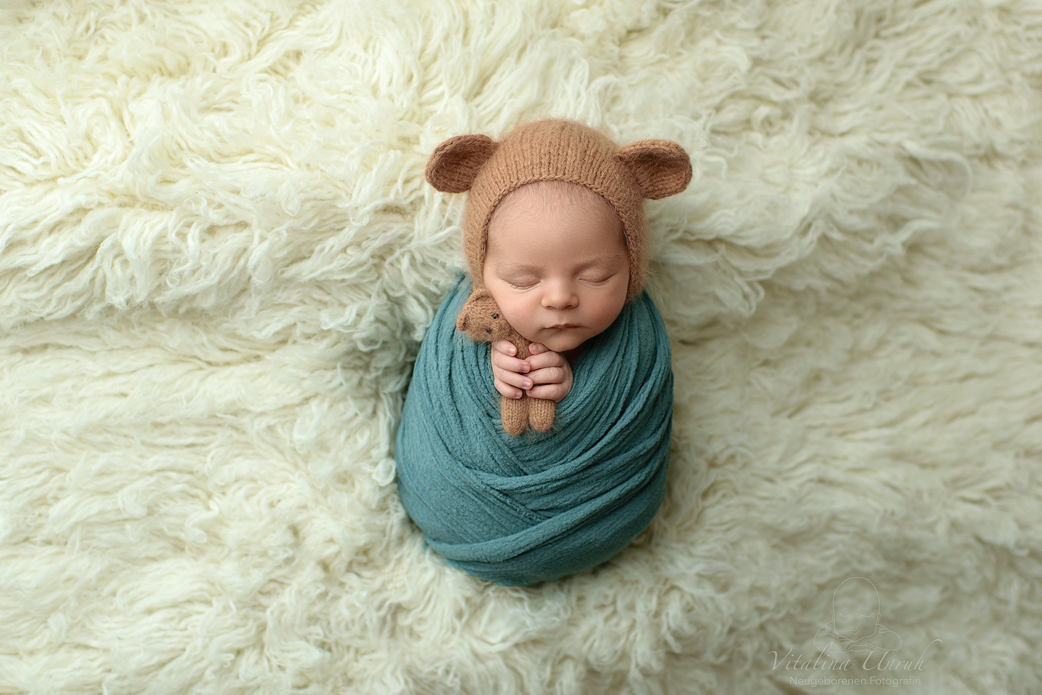 Neugeborenen Fotografie in Düren. Neugeborene, Baby Fotografin in Düren (NRW) - Vitalina Unruh