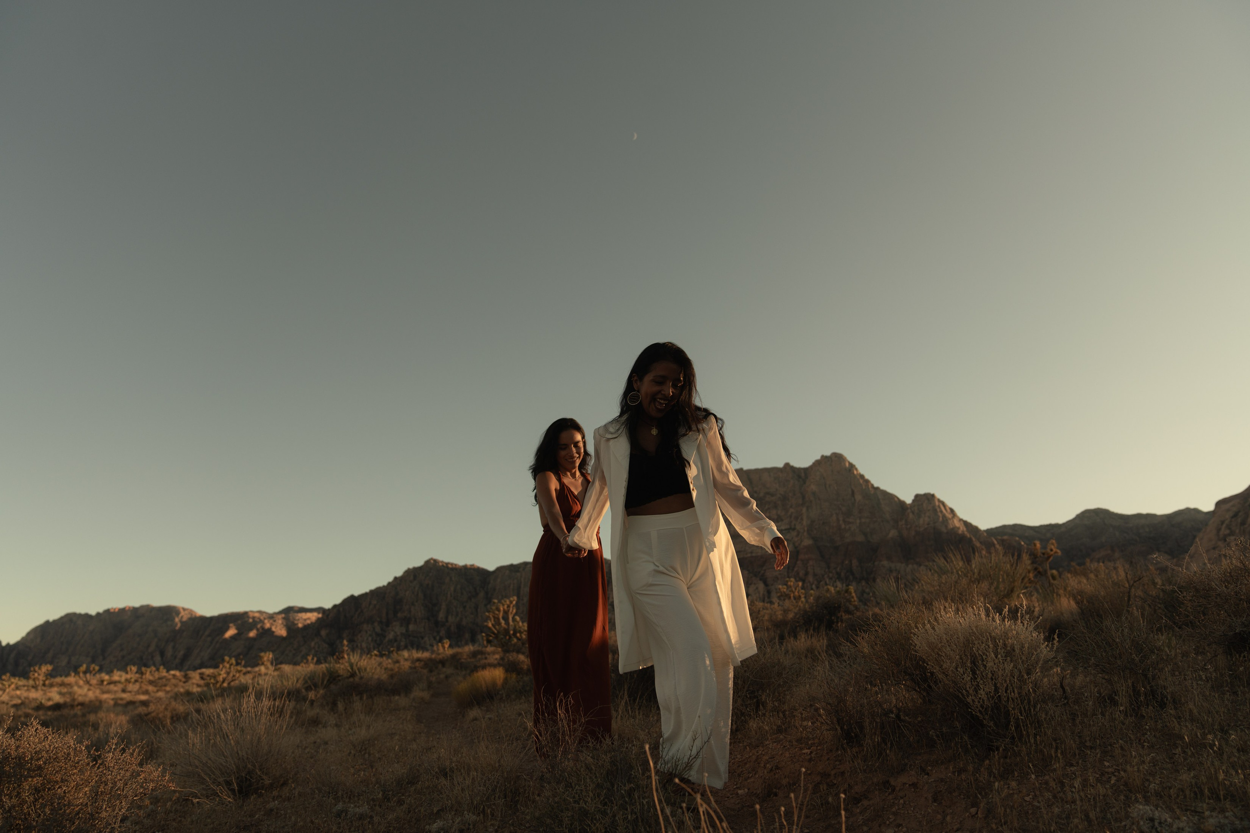 Liz&Fatima. Wedding & elopement photographer Viktoriya Kravtsov. Las Vegas