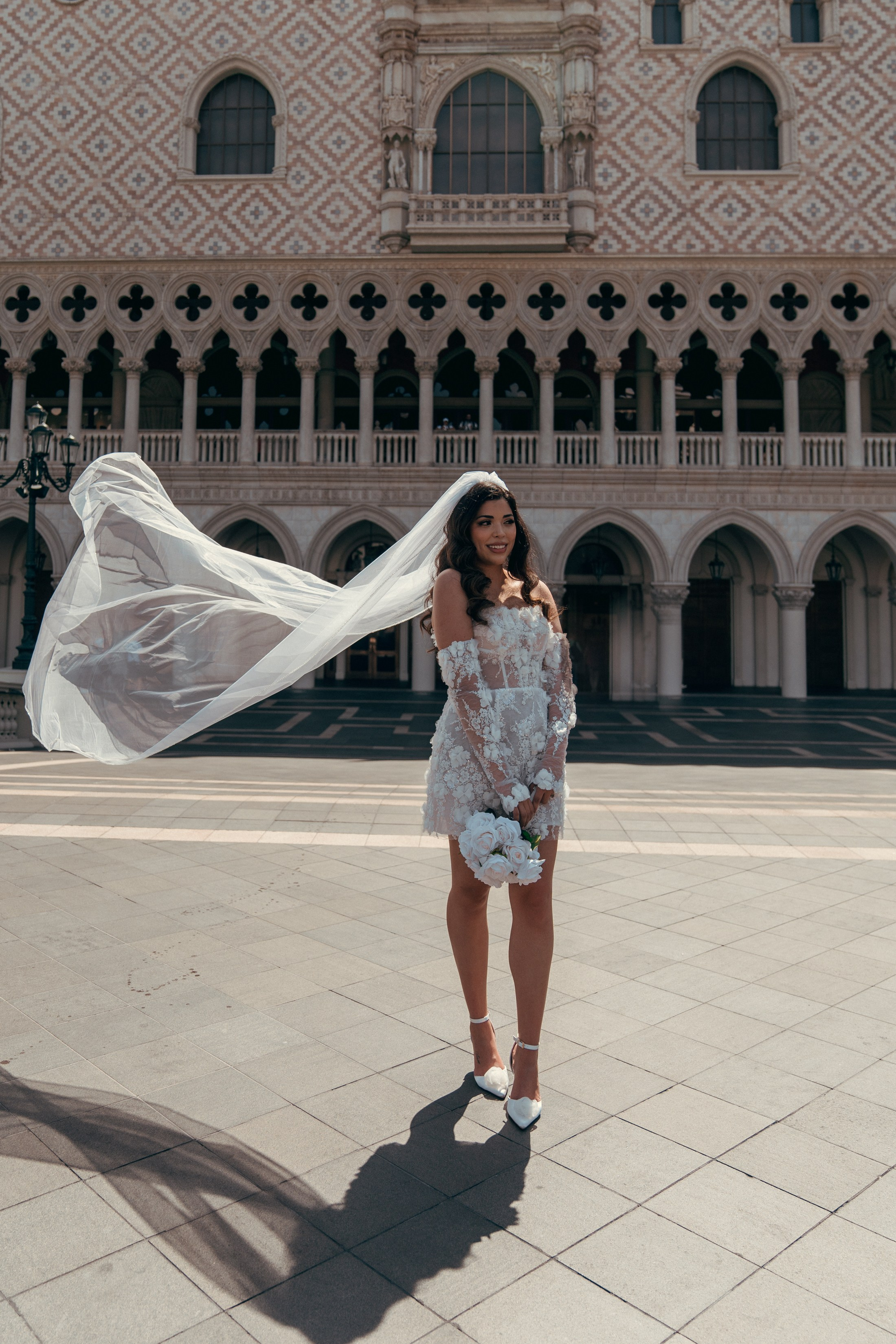 Sara&John. Wedding & elopement photographer Viktoriya Kravtsov. Las Vegas