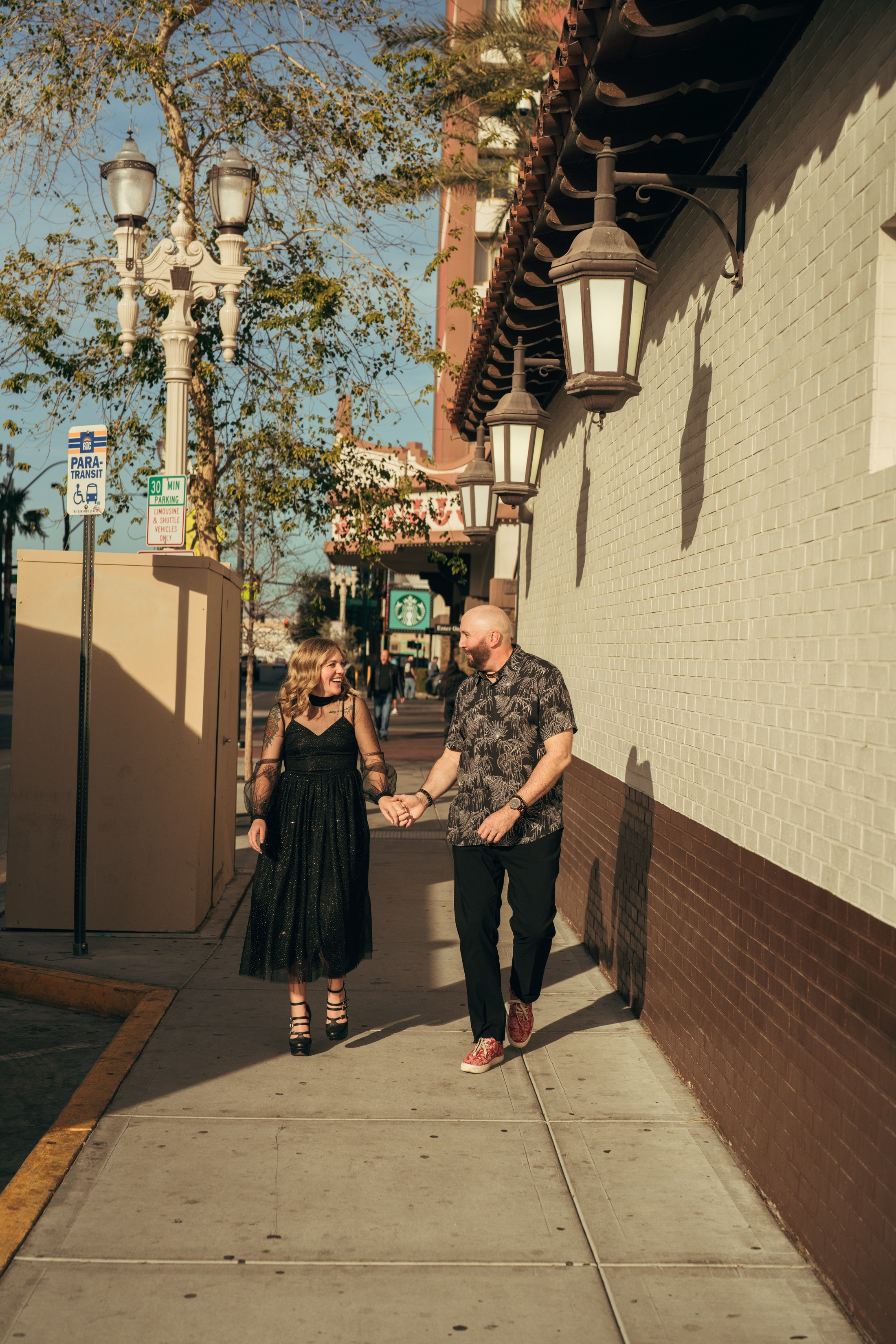 Bri&John. Wedding & elopement photographer Viktoriya Kravtsov. Las Vegas