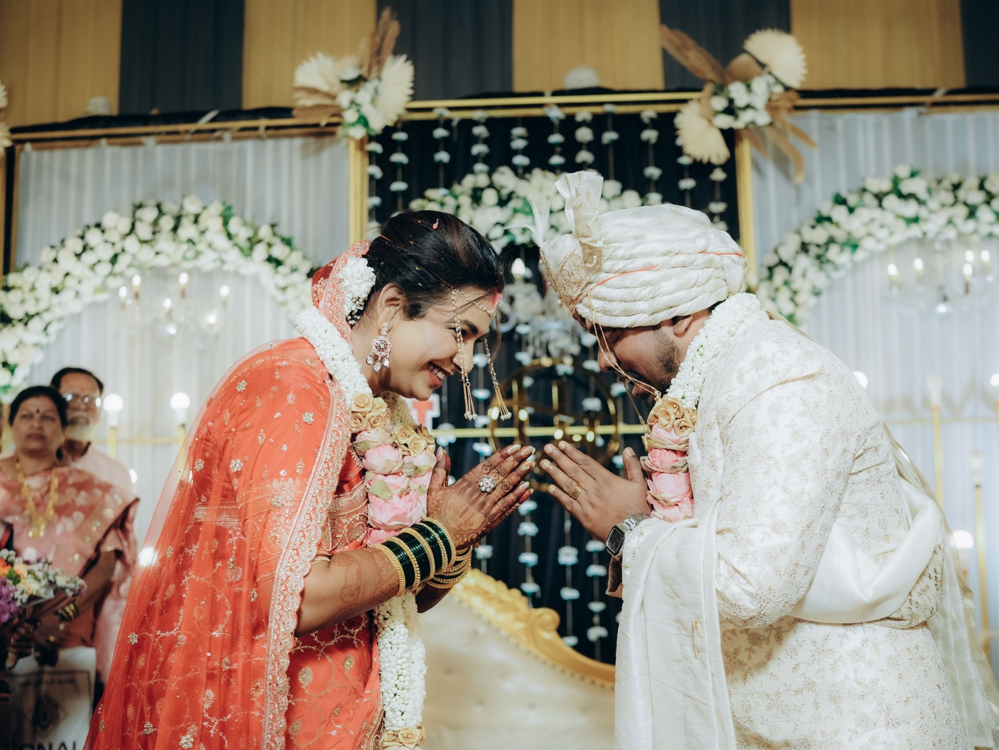 Mayuresh & Harshala. Promise in Pixels — Candid Wedding Photographer & Cinematographer in Mumbai, India
