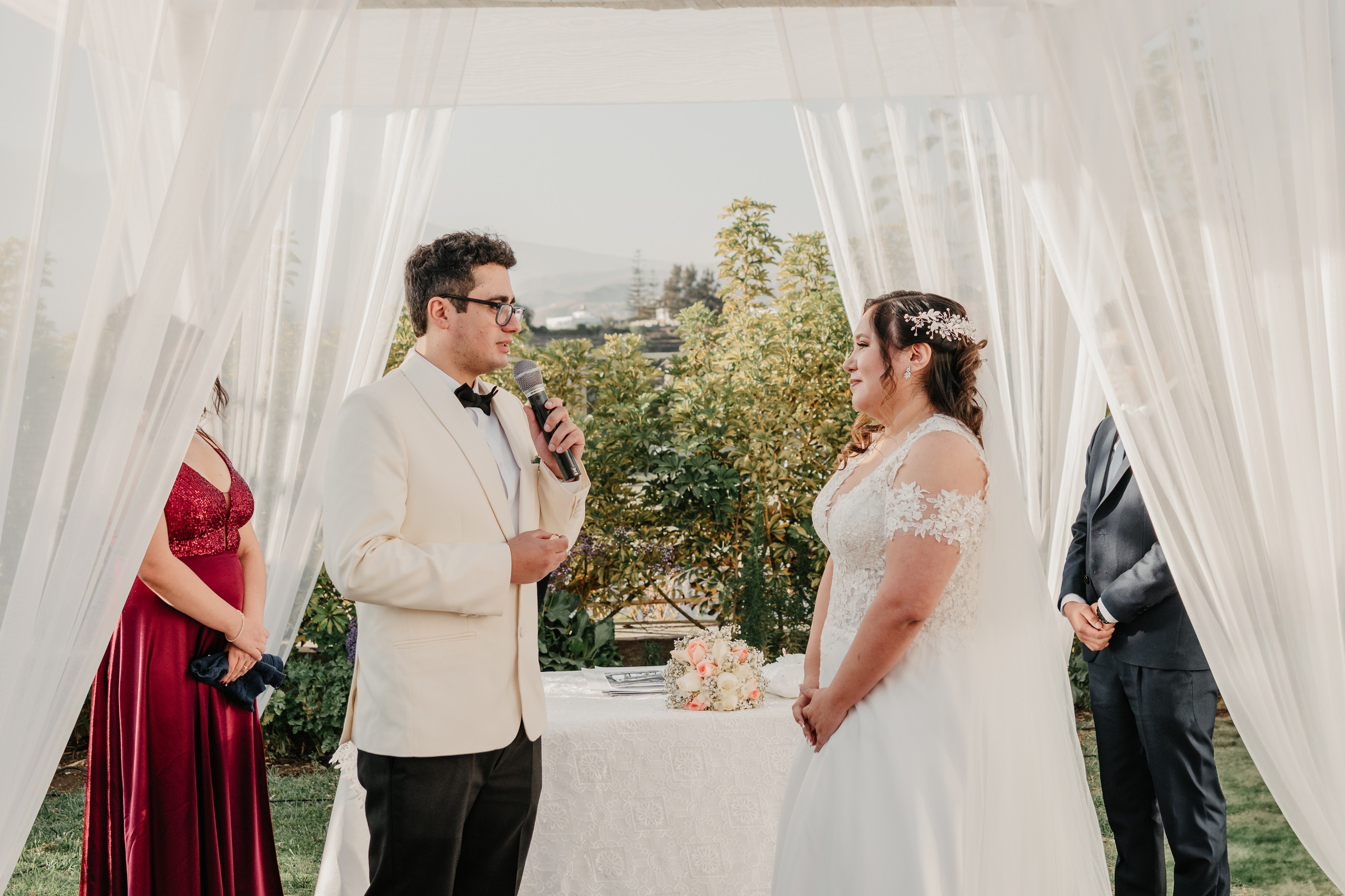 VANIA + LUIS BODA CIVIL. Studio KVTA | Fotografía y Video de Bodas en Arequipa