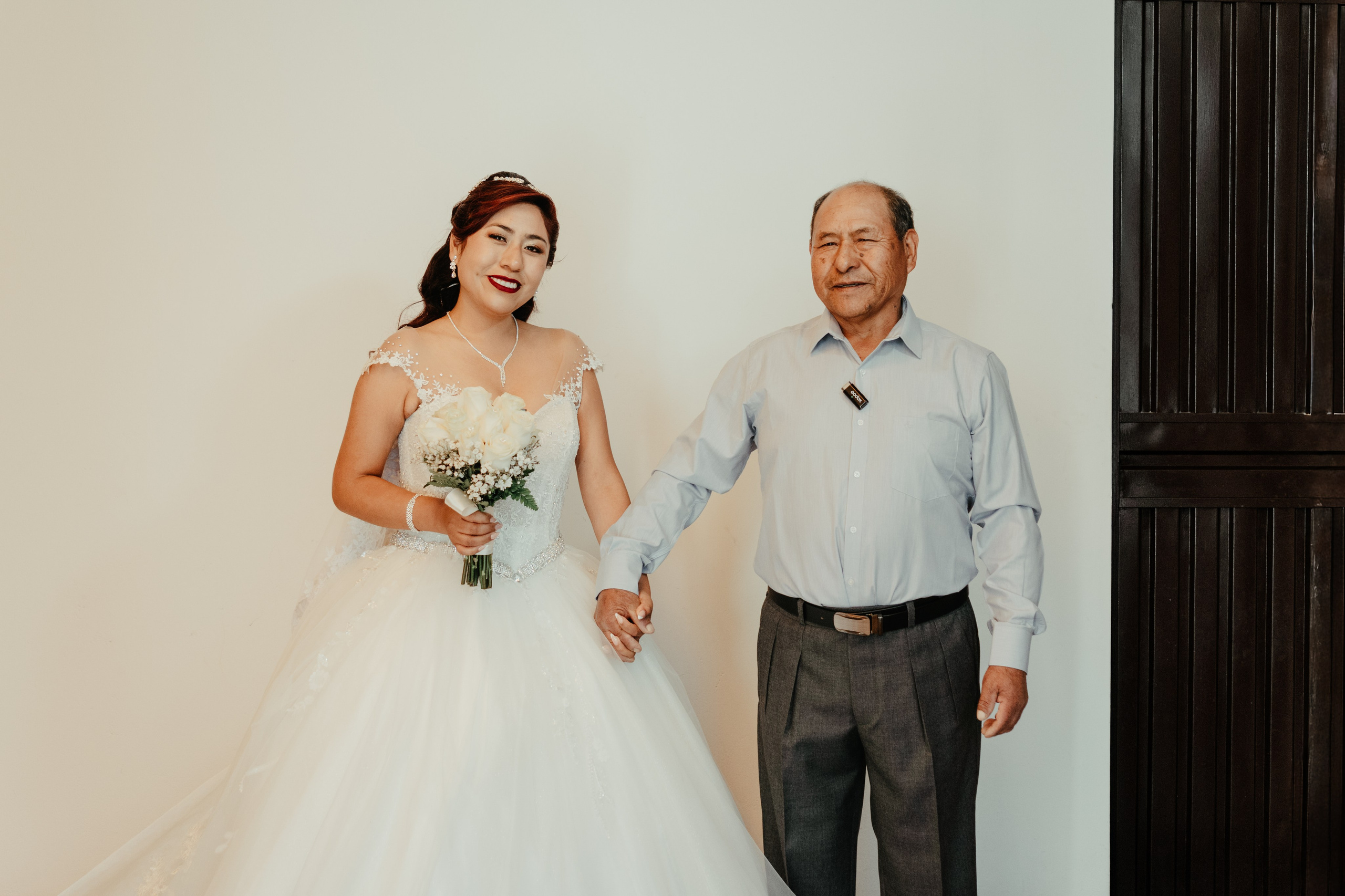 VANESSA + FRANKLIN BODA RELIGIOSA. Studio KVTA | Fotografía y Video de Bodas en Arequipa