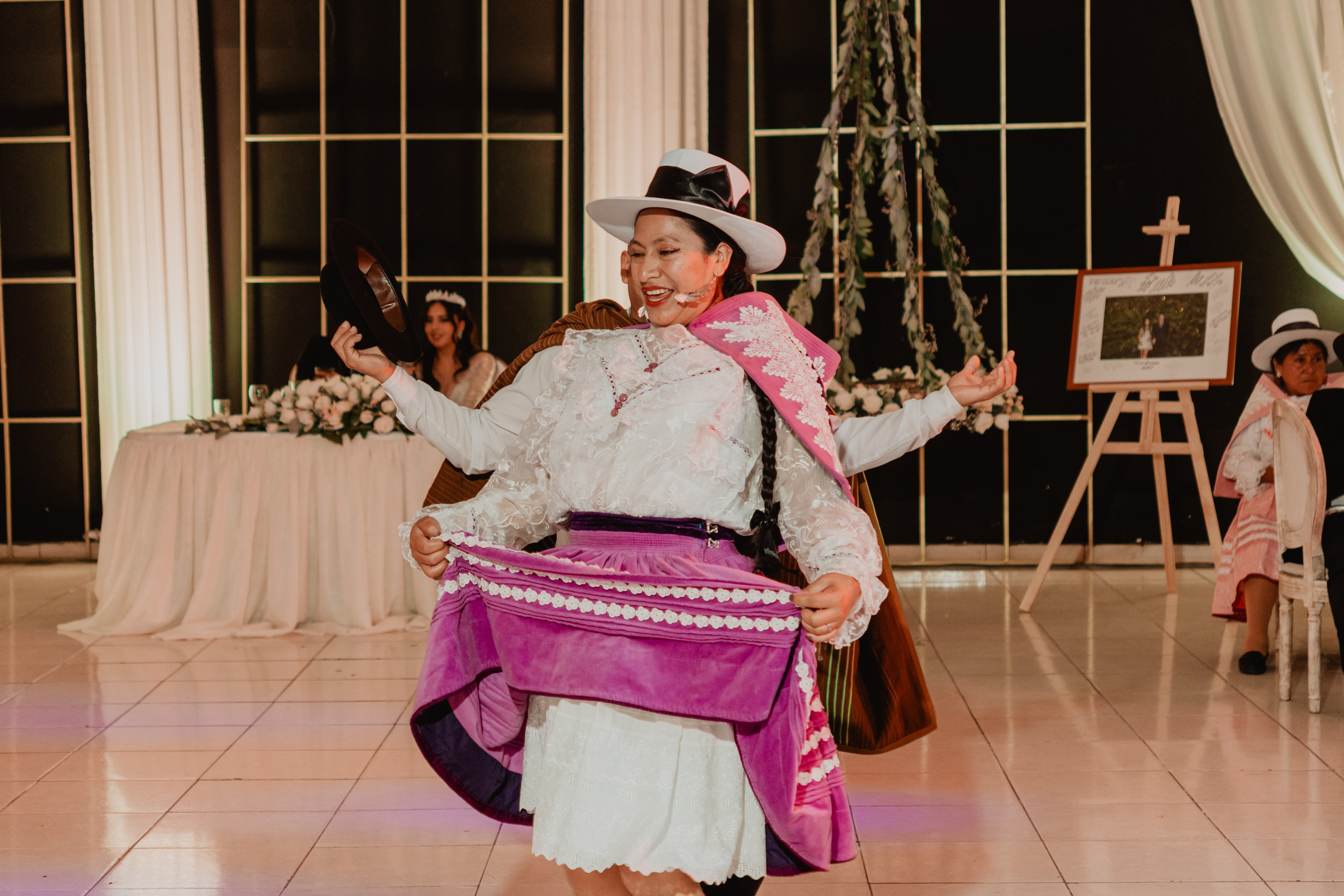 FERNANDO + MARIBEL | BODA RELIGIOSA. Studio KVTA | Fotografía y Video de Bodas en Arequipa