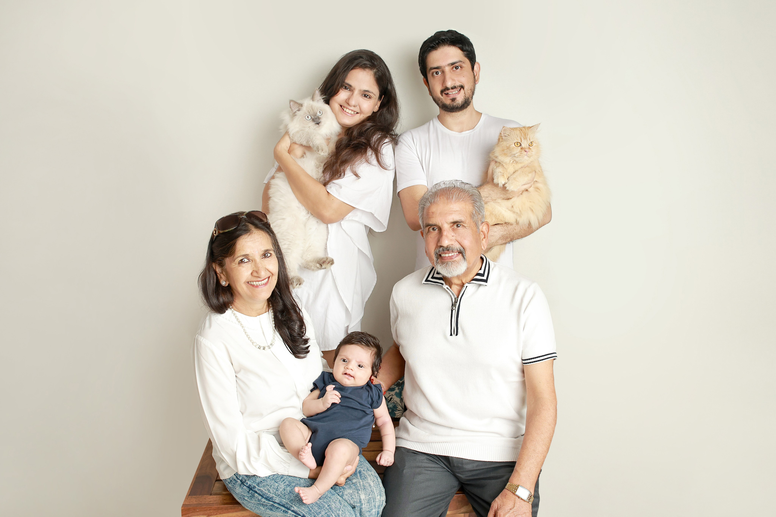 FAMILY PHOTOGRAPHY. HOME