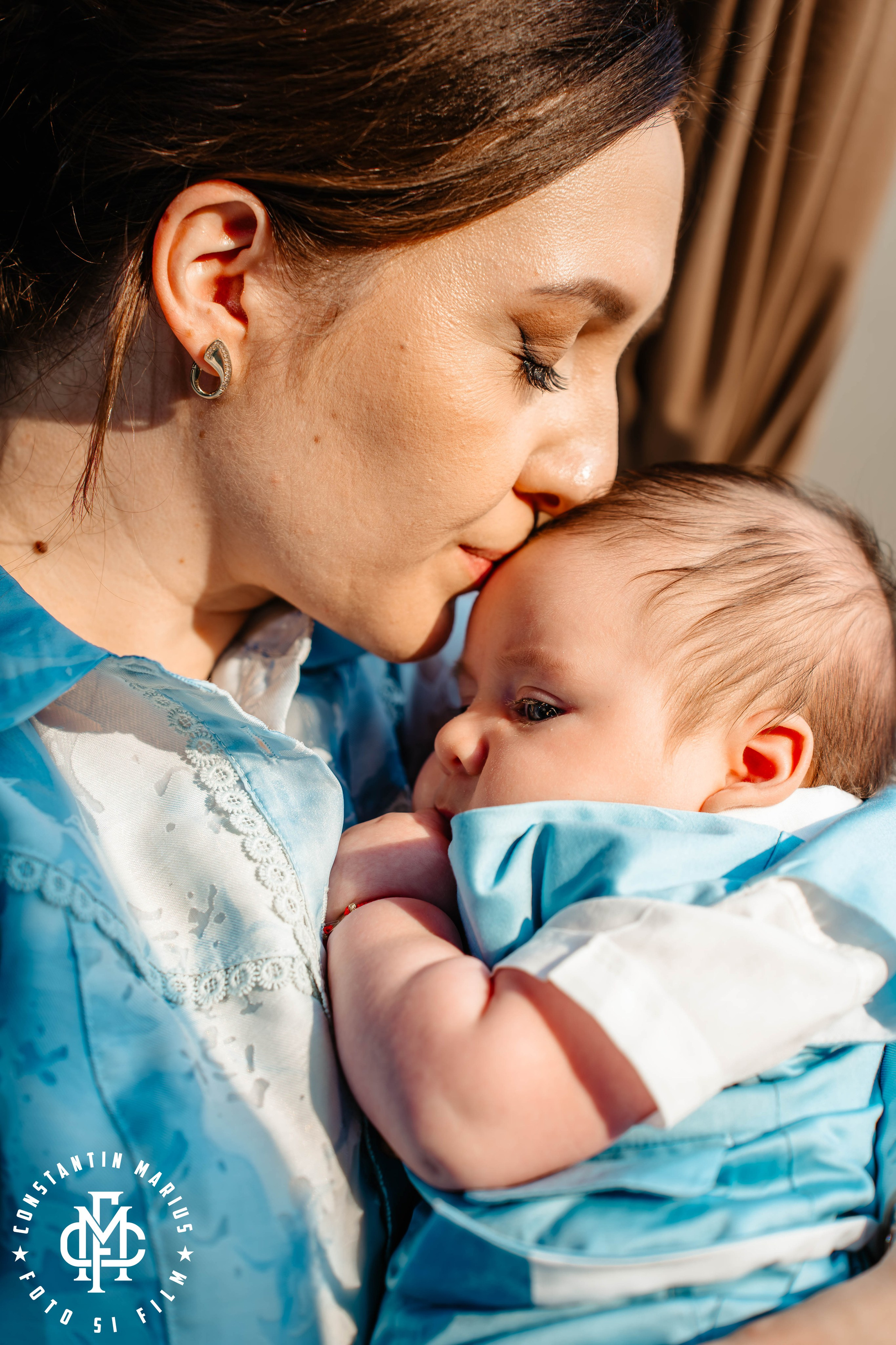 BAPTISM PHOTOGRAPHY. DESPRE NOI