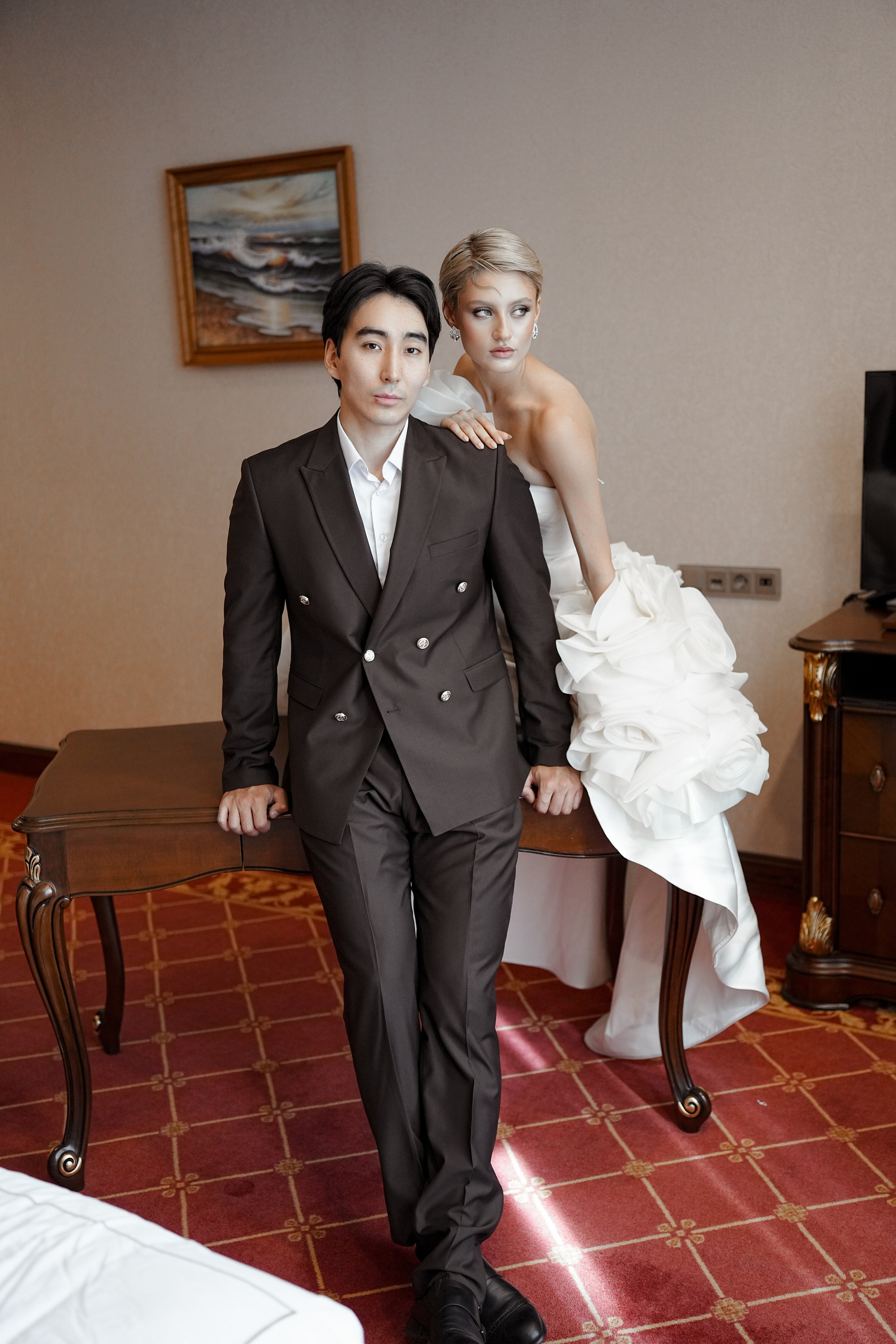 Николь Амир