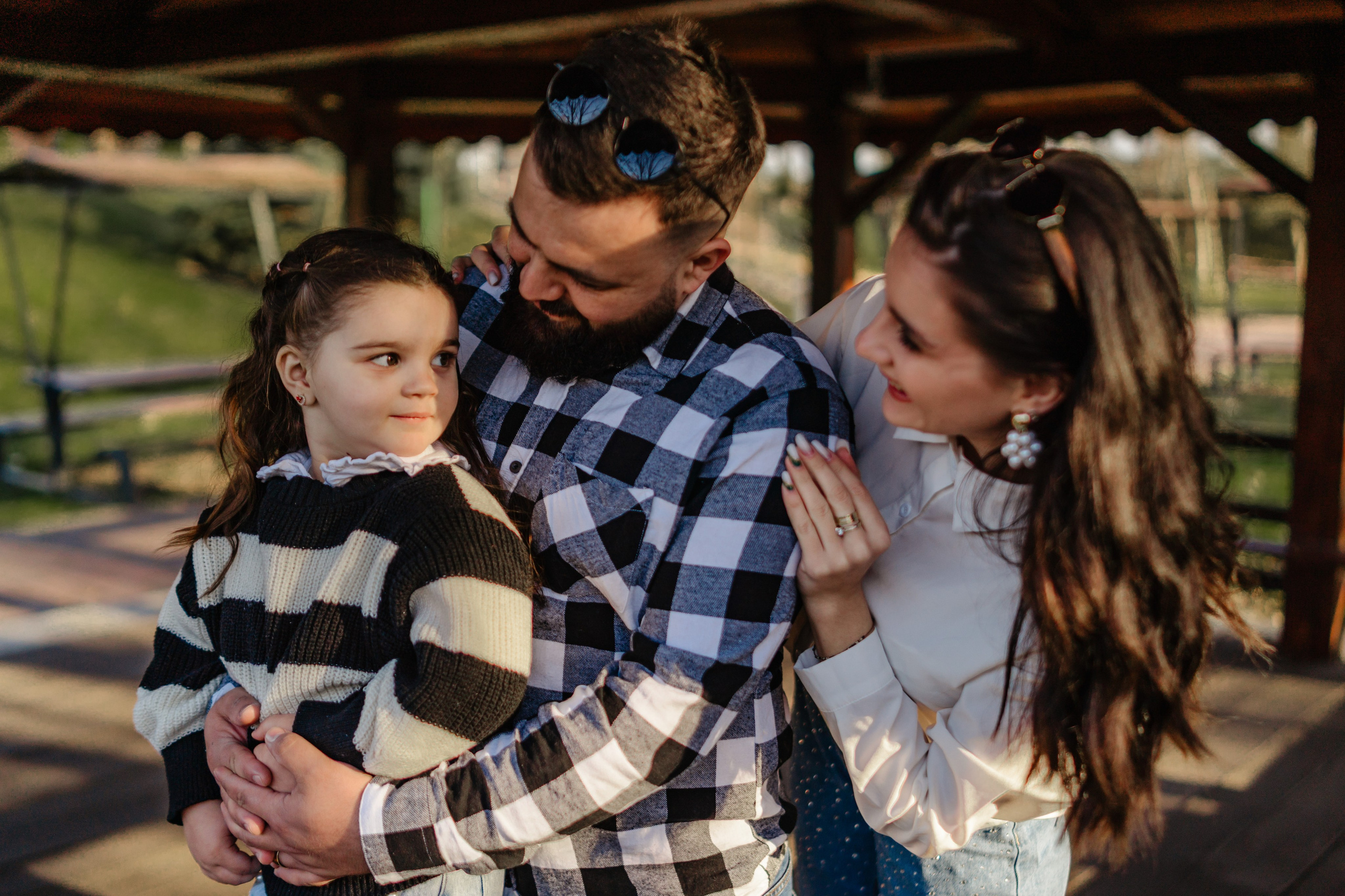 Sara’s Family. Foto-Video Nunta Iasi, Suceava, Bucuresti / Disponibilitate 2025 — 2026 — 2027