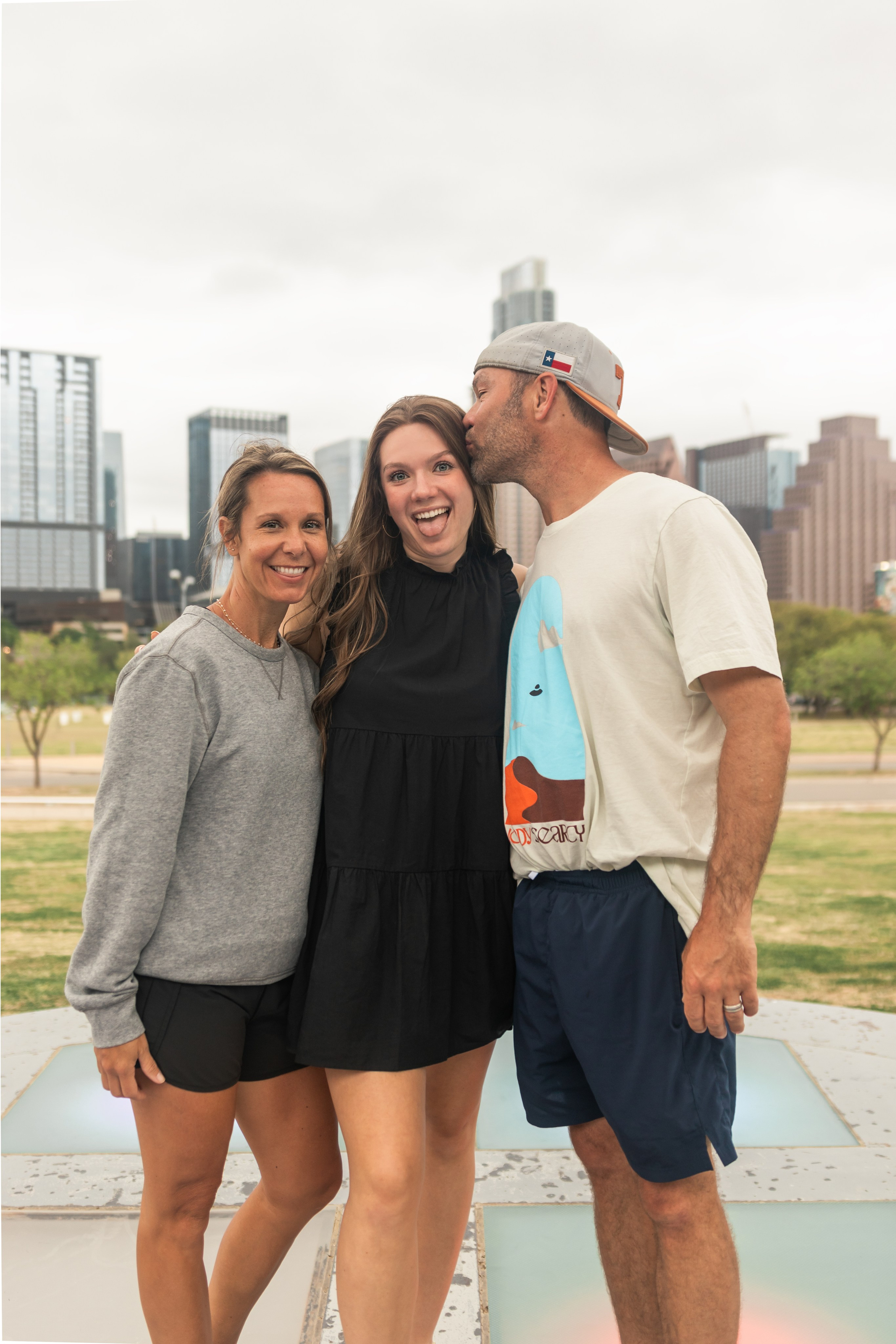 Avery’s senior photoshoot at Auditorium Shores
