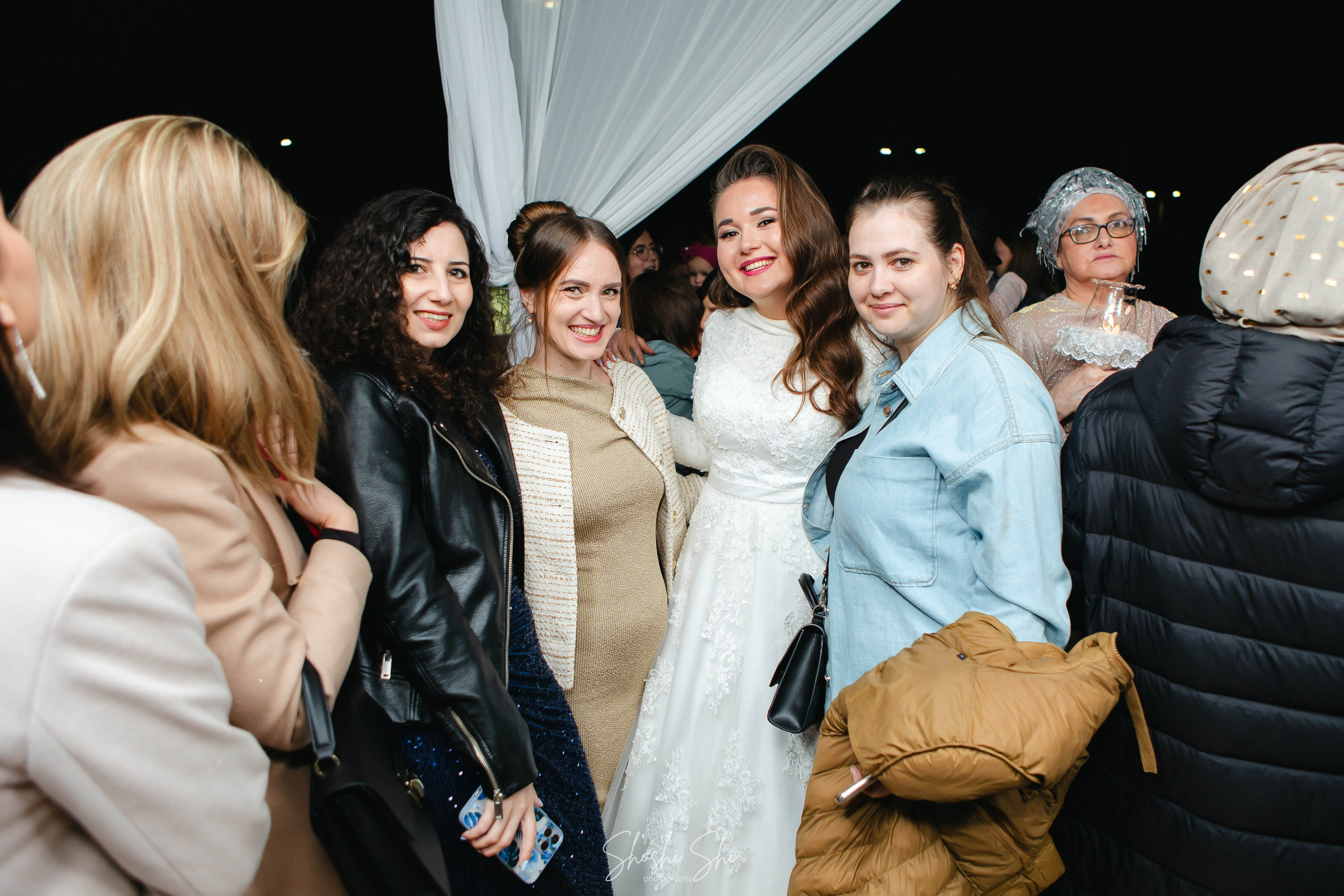 Velvet Moments. Https://shi-photo.com/