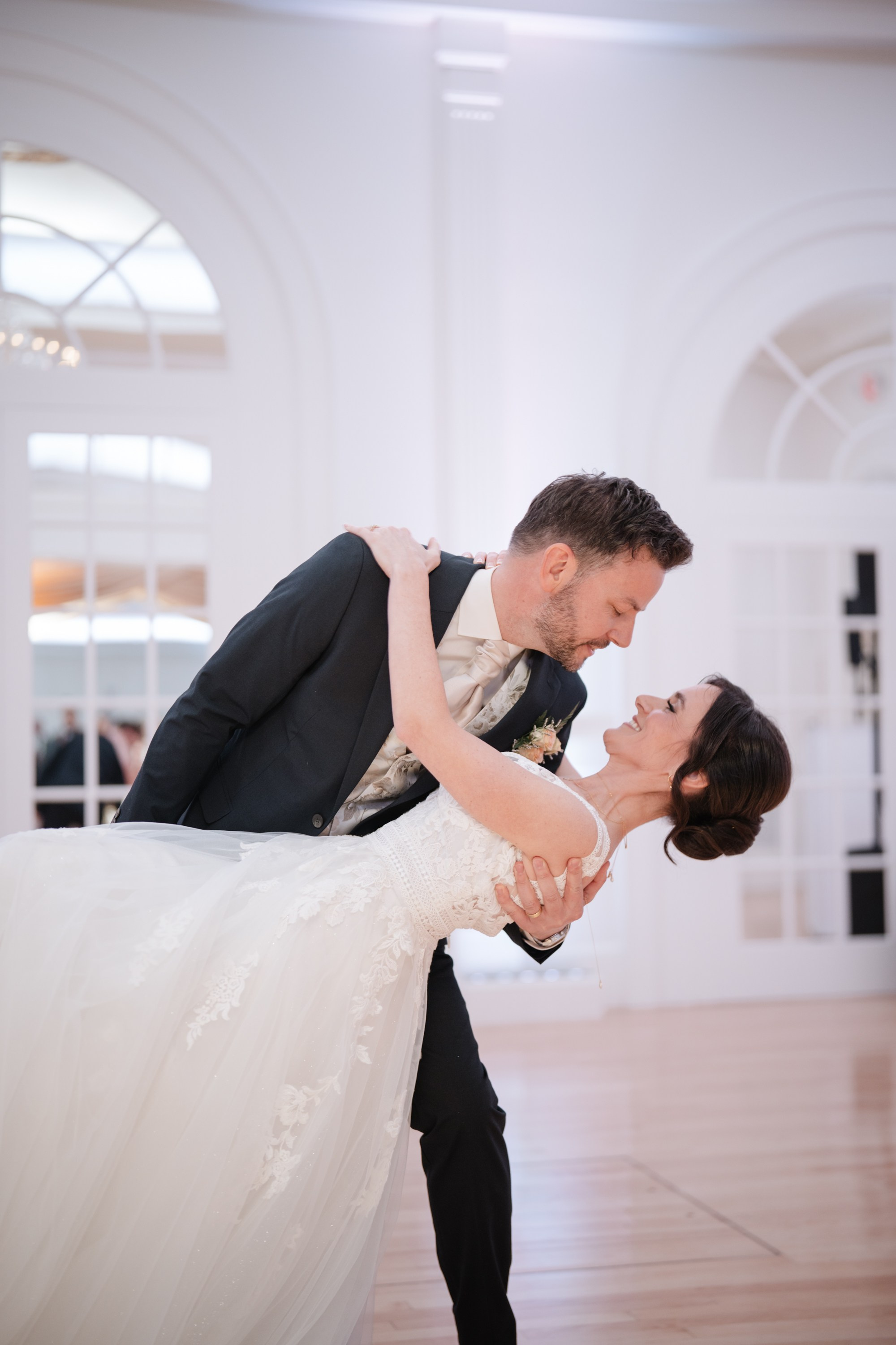 Liza and Jody. Philadelphia, PA. Portrait and wedding photographer in New York