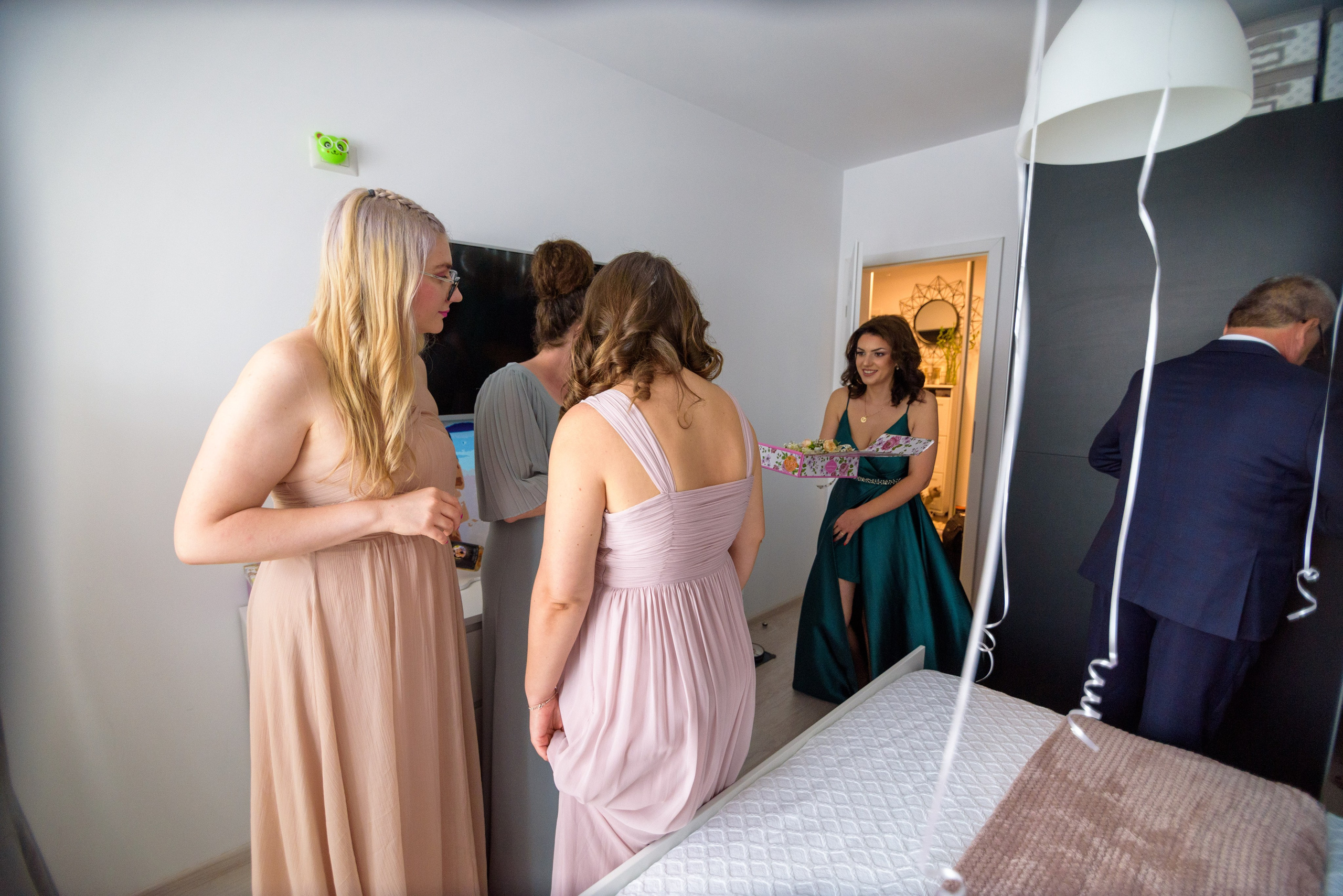 Povestea din spatele fotografiei perfecte: Un ghid pentru mirese. Wedding photographer from Bucharest Eugen Elisei